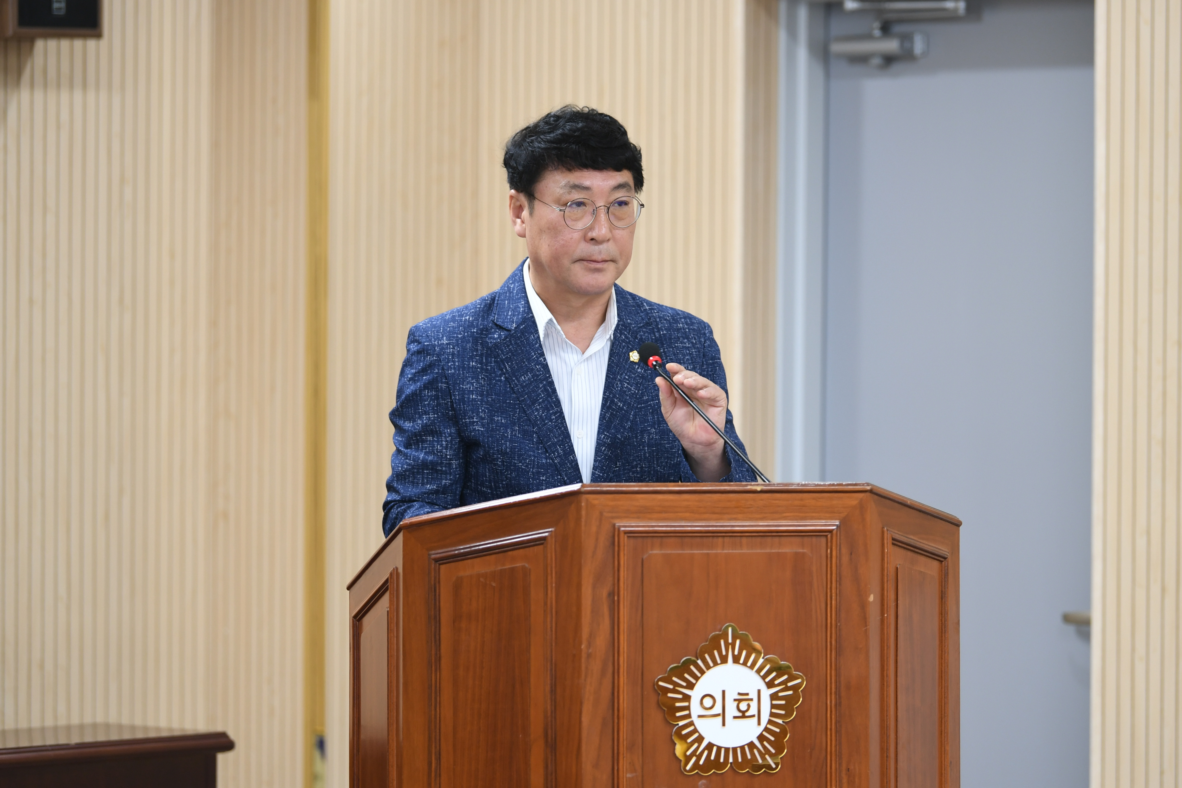 제290회 임시회 운영위원회 회의  첨부이미지 : 20240718 제290회 임시회 중 운영위원회 회의(안건심사) (4).jpg