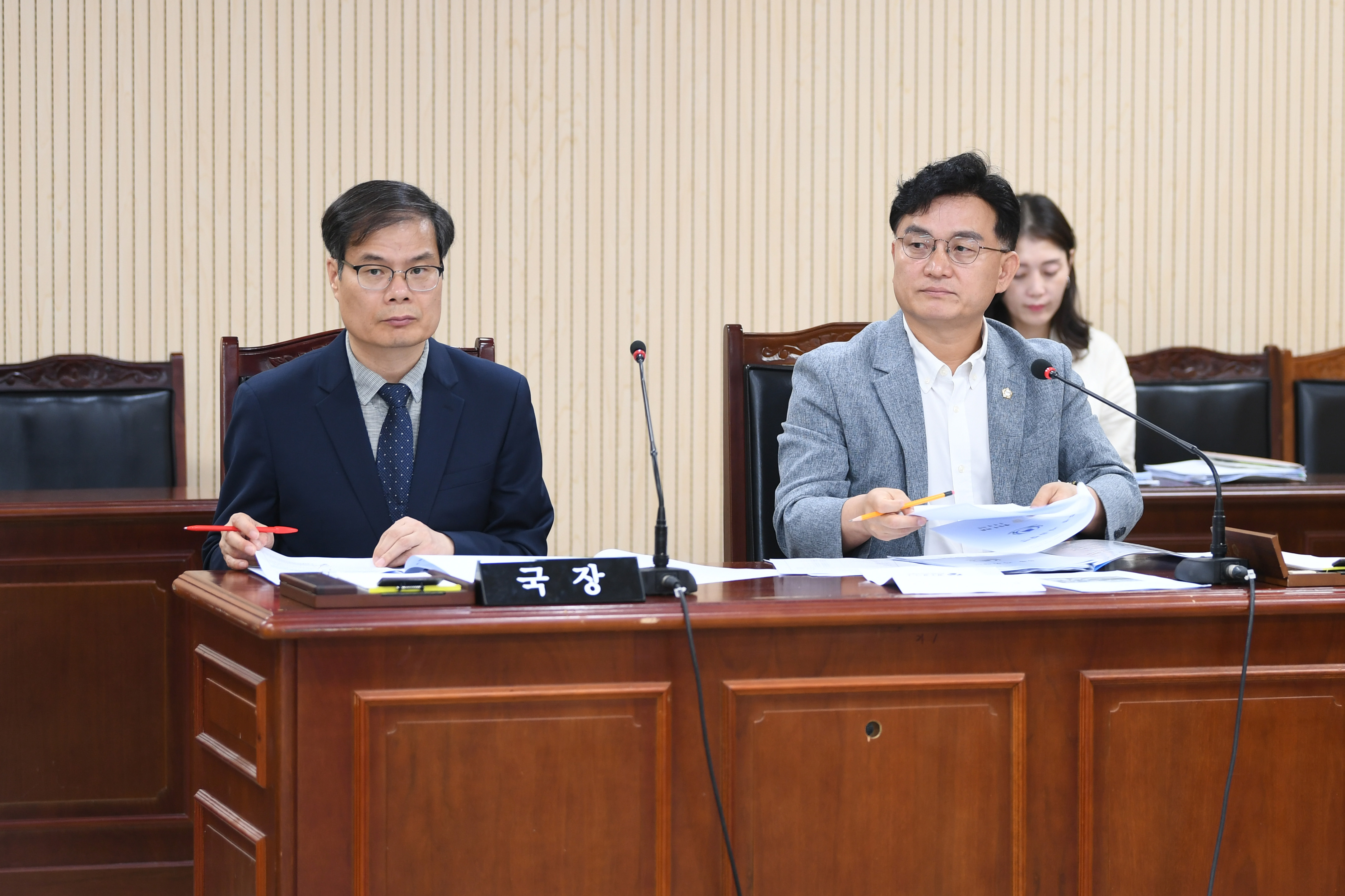 제290회 임시회 운영위원회 회의  첨부이미지 : 20240718 제290회 임시회 중 운영위원회 회의(안건심사) (21).jpg