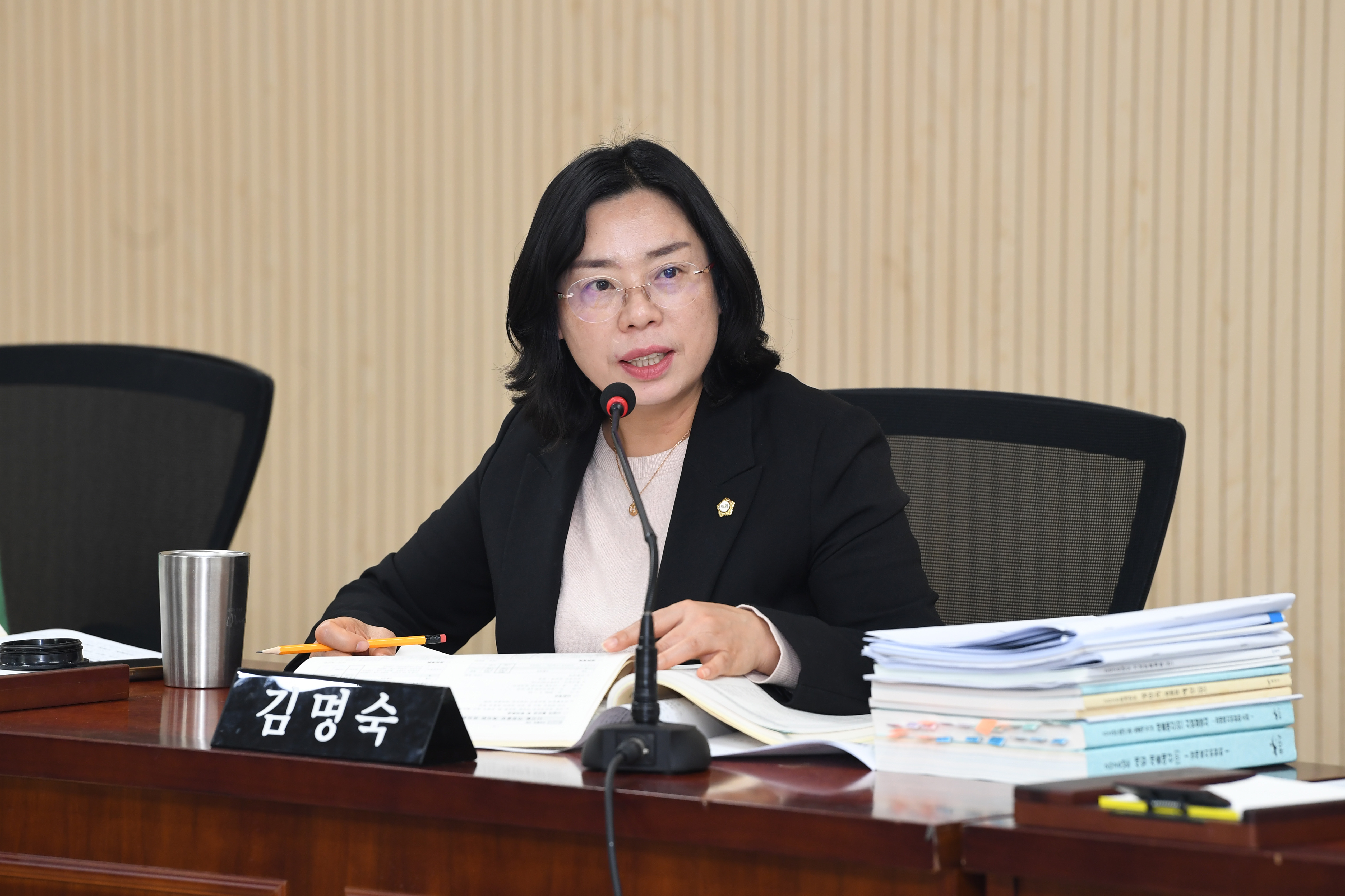 제301회 제2차 정례회 운영위원회 회의 첨부이미지 : 20251212 제301회 제2차정례회 운영위원회 회의('26예산안 예비심사) (7).jpg