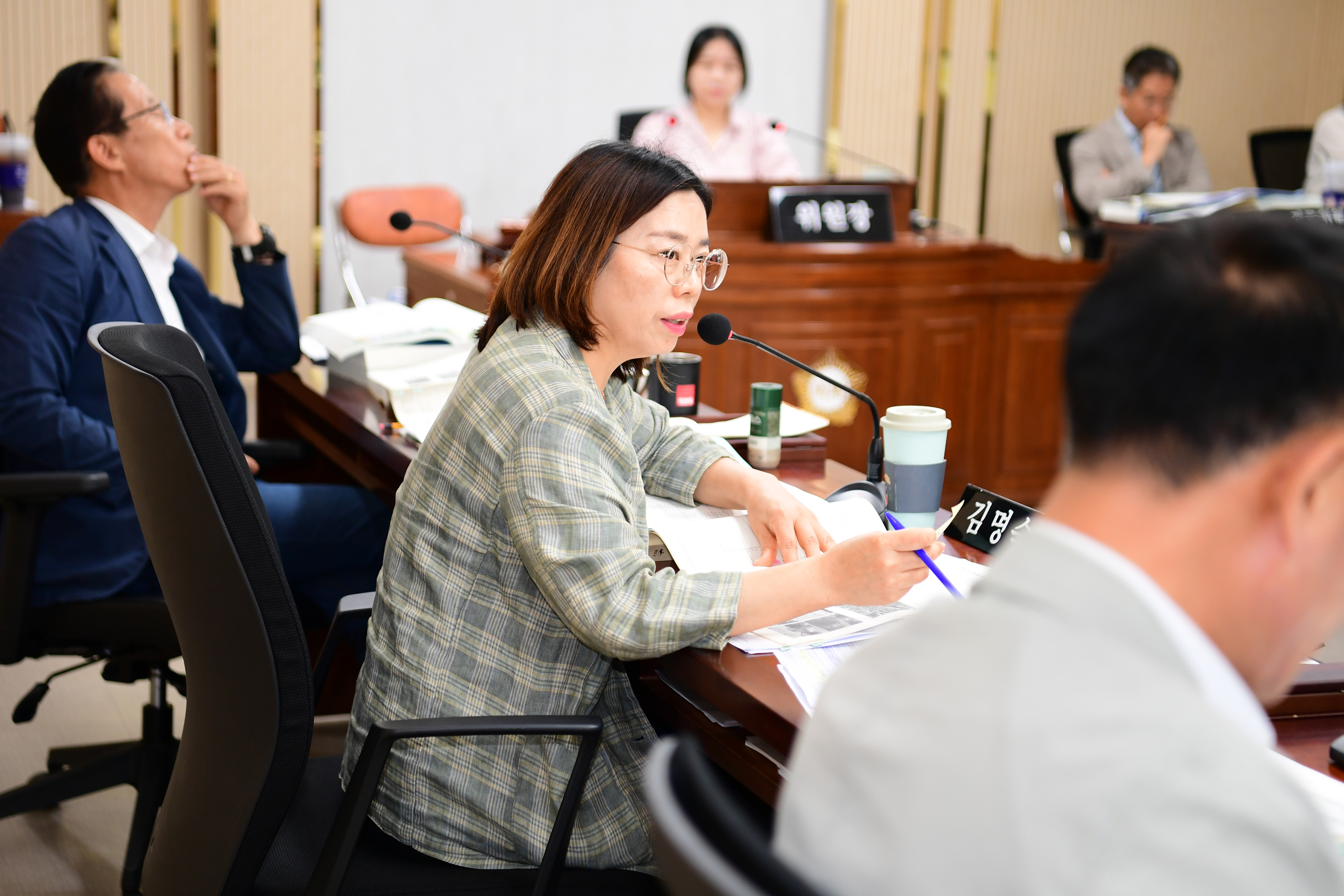 제288회 제1차 정례회 예산결산특별위원회 회의 첨부이미지 : 20240626 제288회 제1차 정례회 예산결산특별위원회 3차 회의 (15).jpg