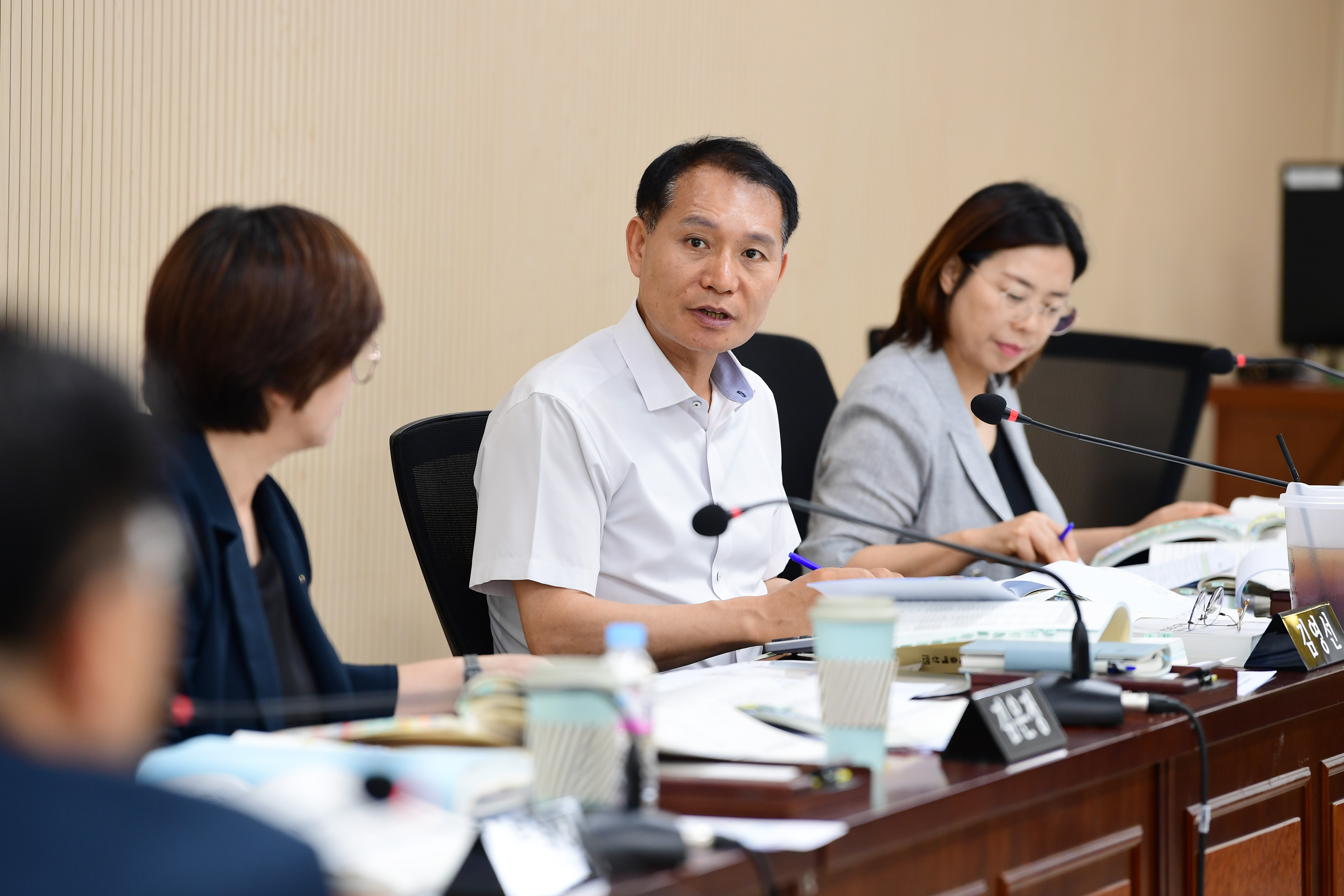 제288회 제1차 정례회 예산결산특별위원회 회의 첨부이미지 : 20240625 제288회 제1차 정례회 예산결산특별위원회 회의 (10).jpg