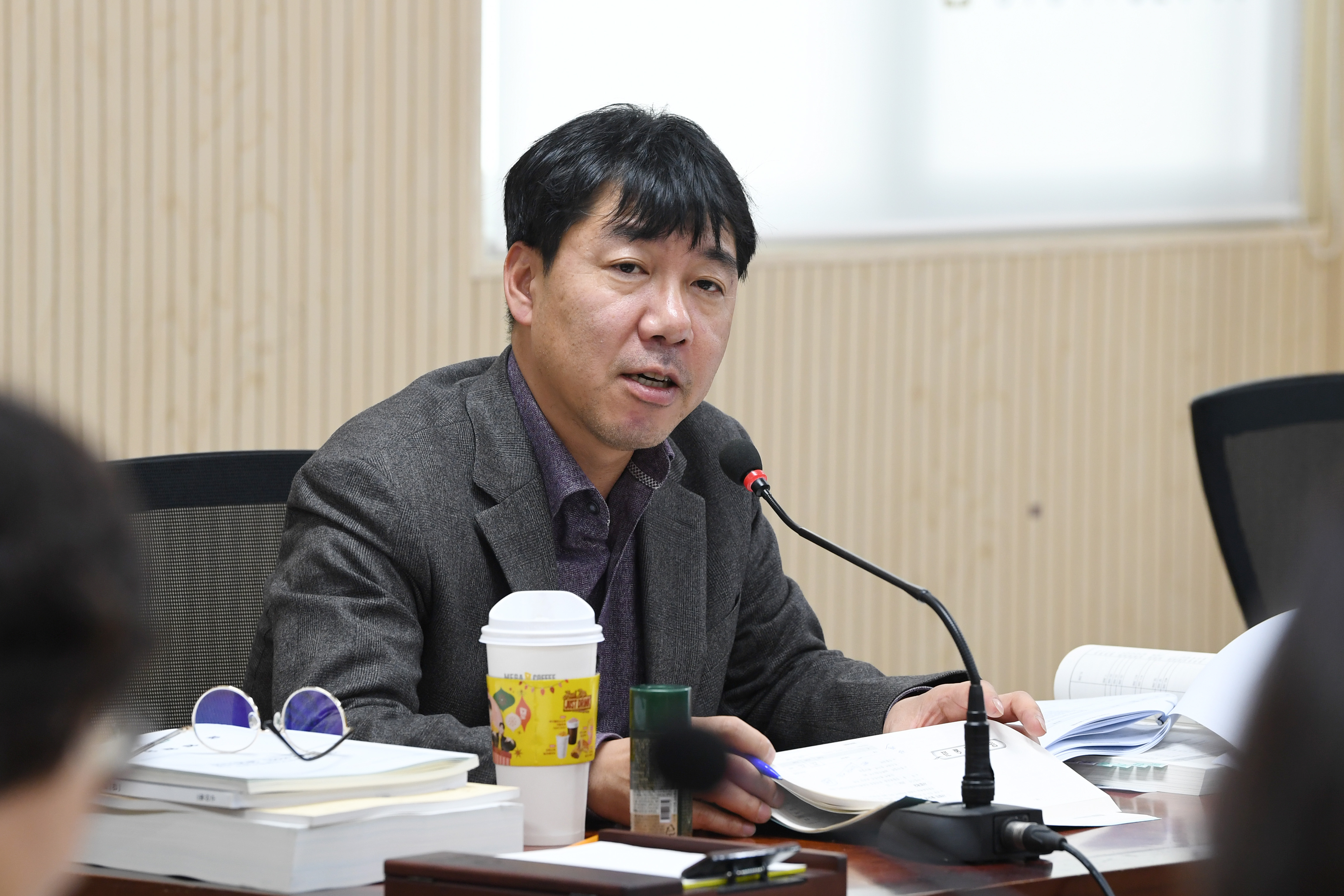 제301회 제2차 정례회 예산결산특별위원회 회의 첨부이미지 : 20251217 제301회 제2차정례회 예산결산특별위원회 회의('26 예산안 심사) (6).jpg