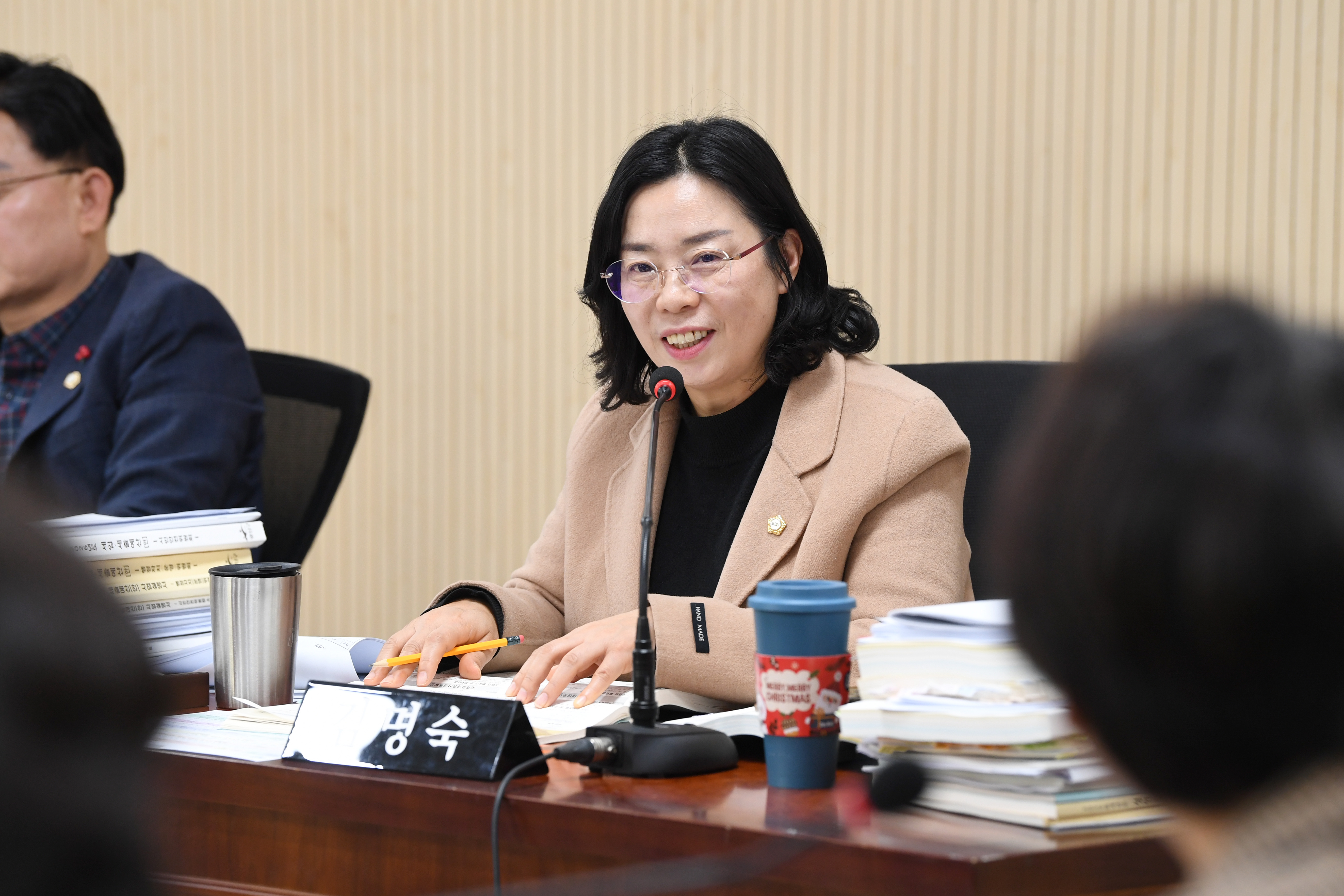 제301회 제2차 정례회 예산결산특별위원회 회의 첨부이미지 : 20251217 제301회 제2차정례회 예산결산특별위원회 회의('26 예산안 심사) (38).jpg