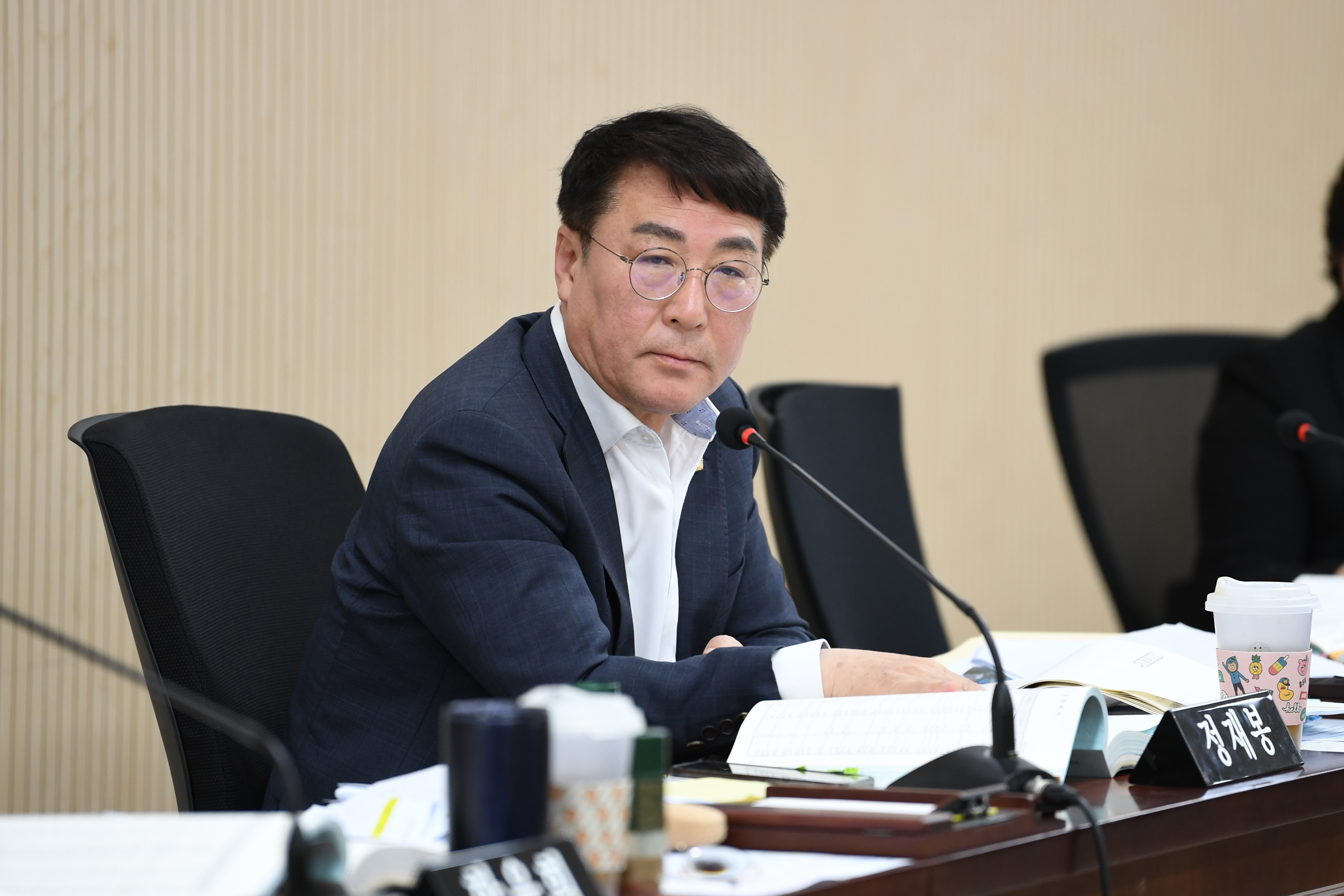 제296회 임시회 예산결산특별위원회 회의 첨부이미지 : 20250507 제296회 임시회 예산결산특별위원회 회의('25 제1차 추경 심사) (49).jpg