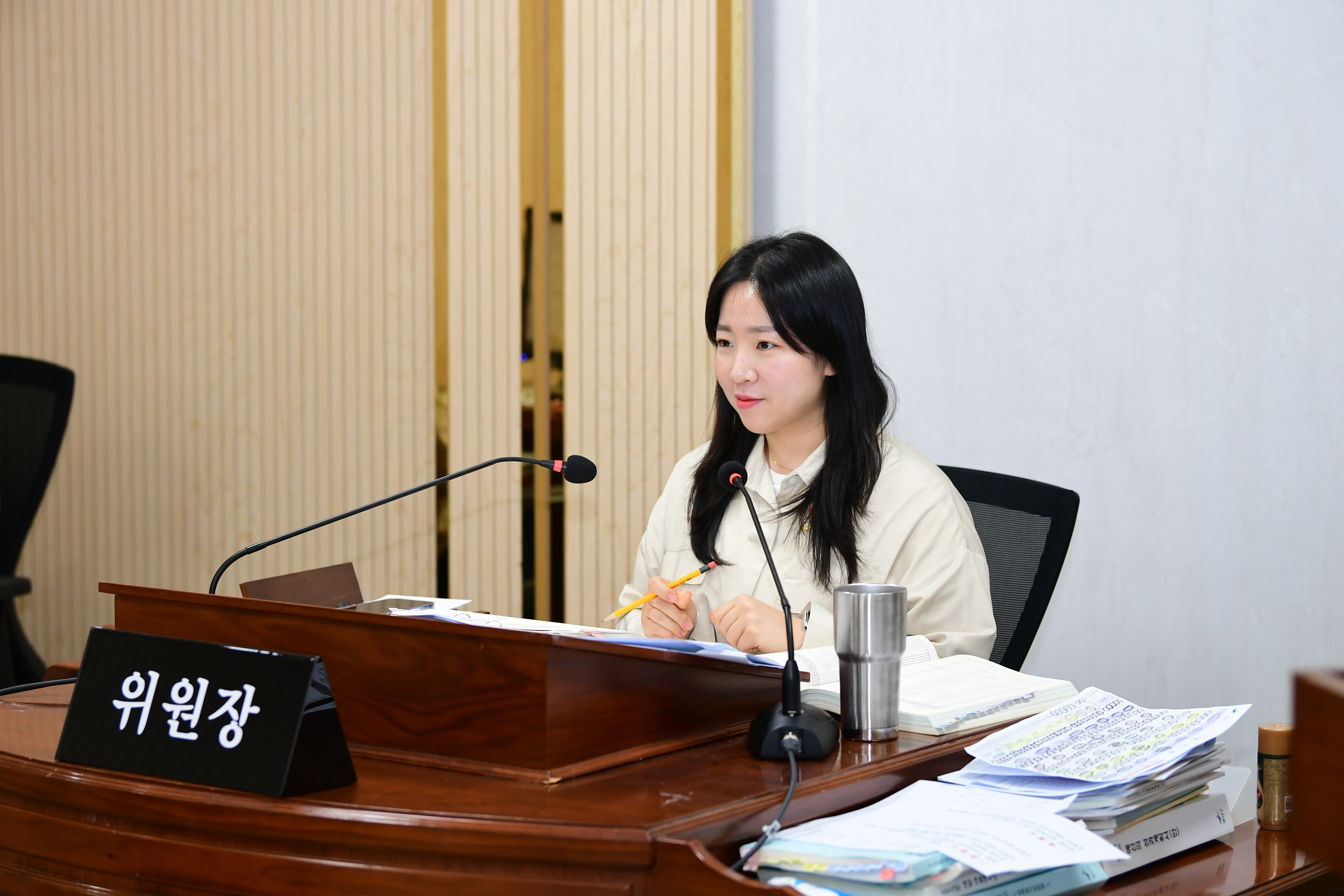 제284회 제2차 정례회 예산결산특별위원회 회의 첨부이미지 : 20231218 제284회 제2차정례회 예산결산특별위원회 회의 (49).jpg