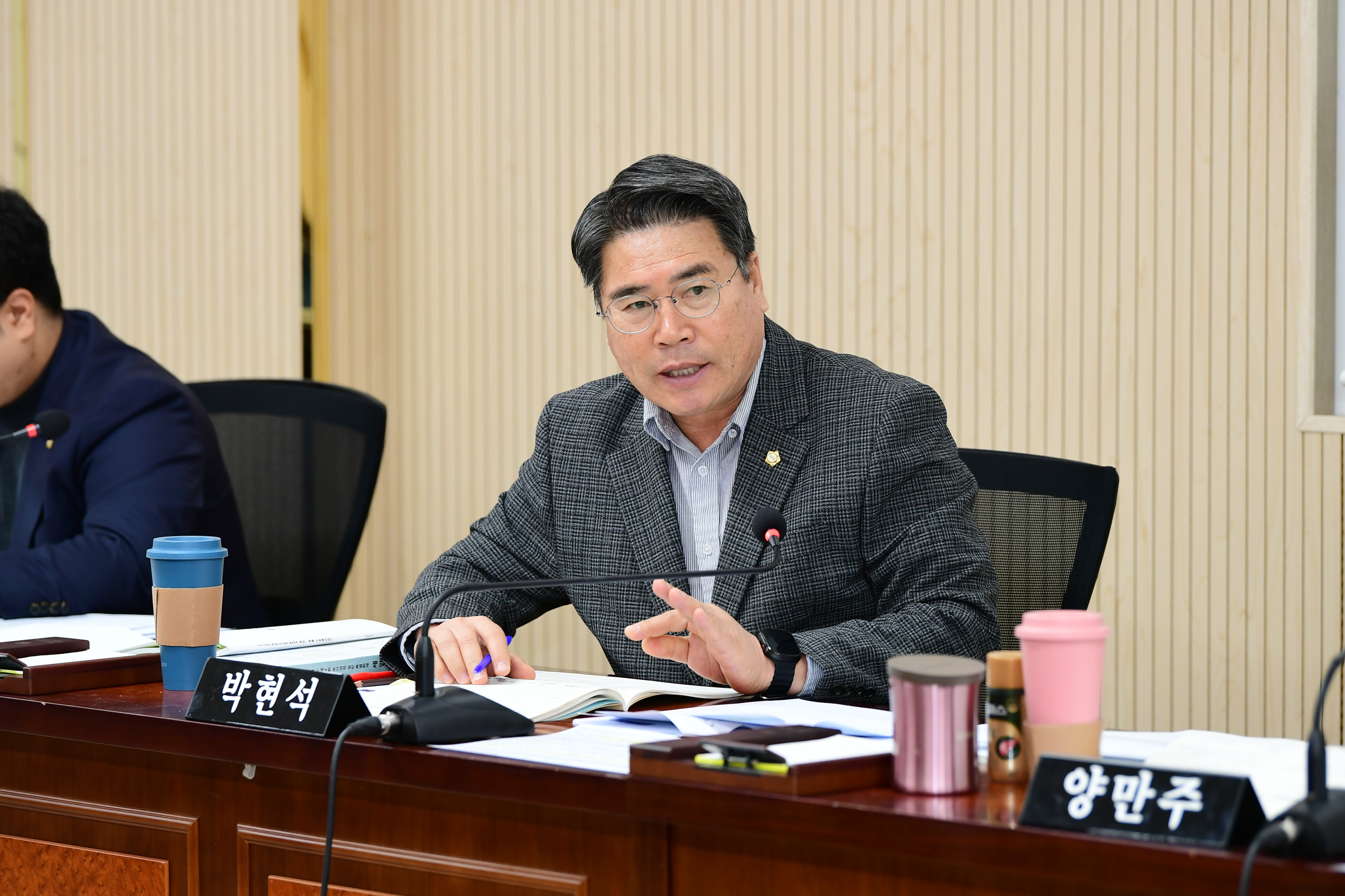 제284회 제2차정례회 예산결산특별위원회 회의 첨부이미지 : 20231127 제284회 제2차정례회 예산결산특별위원회 회의('23 3차 추경 심사) (33).jpg