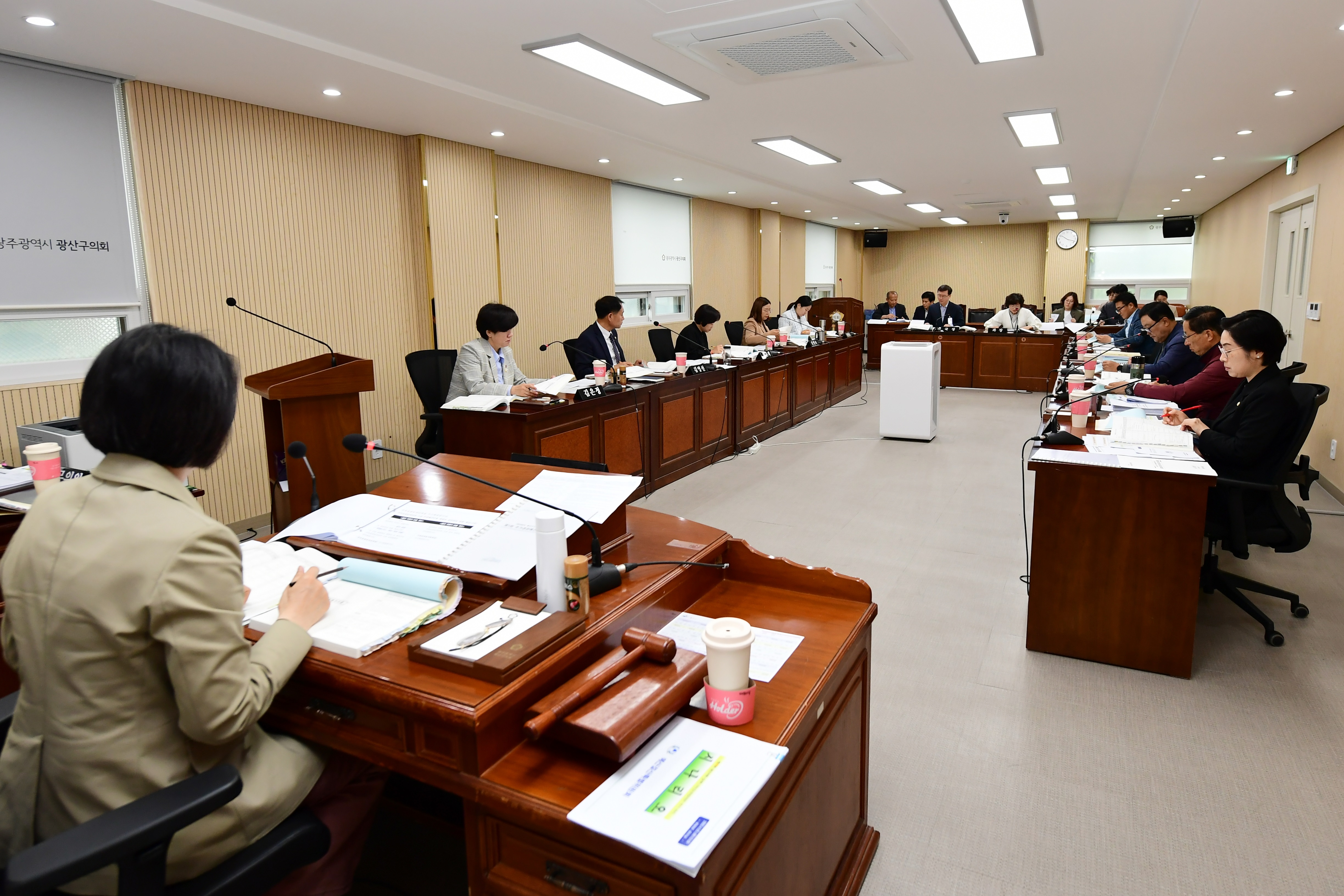 제279회 임시회 중 예산결산특별위원회 회의 첨부이미지 : 20230425 제279회 임시회 중 예산결산특별위원회 회의(추경심사) (5).JPG