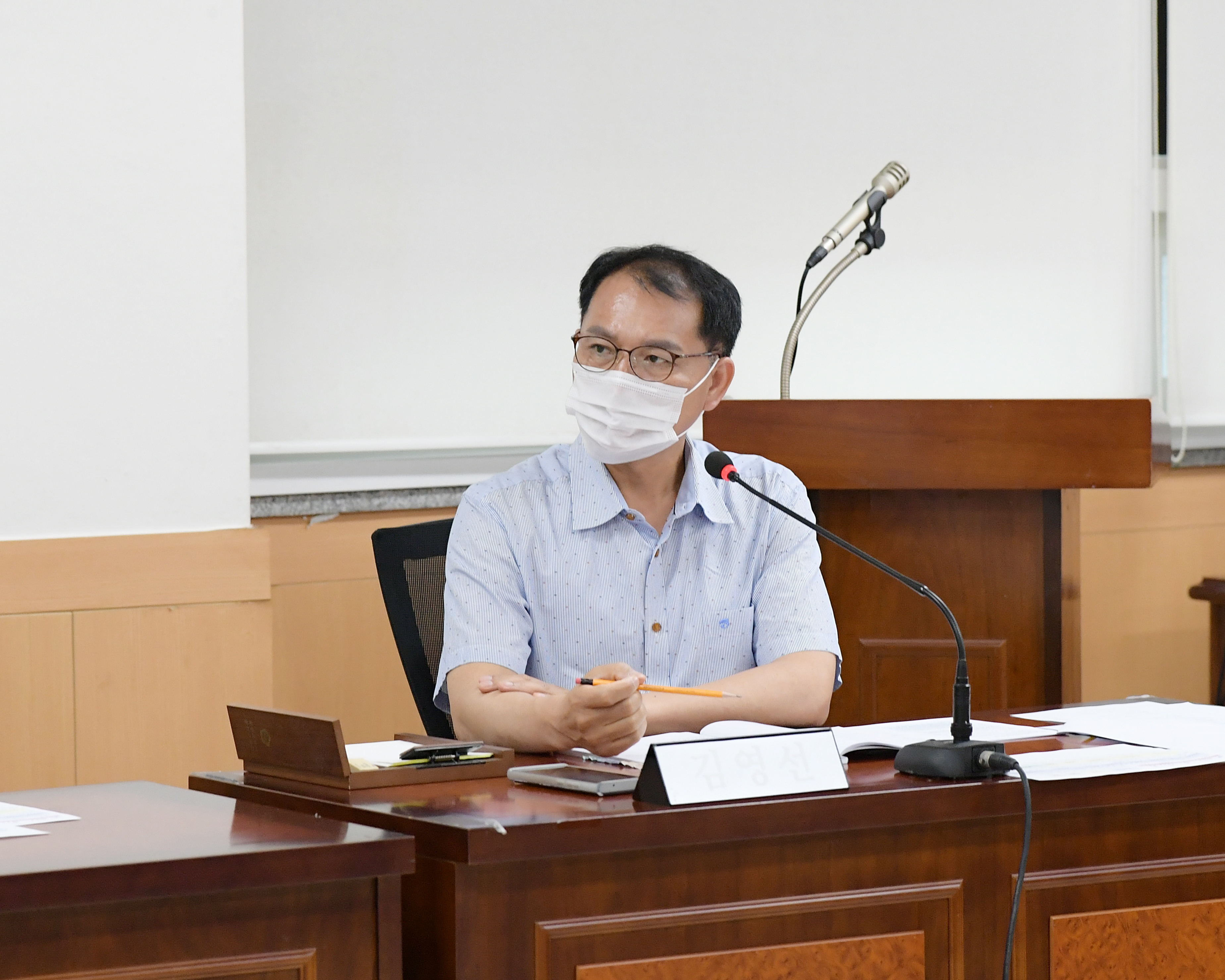  제273회 임시회 행정자치위원회 회의 첨부이미지 : 20220718 제273회 임시회 행정자치위원회 회의 안건심사  (3).JPG