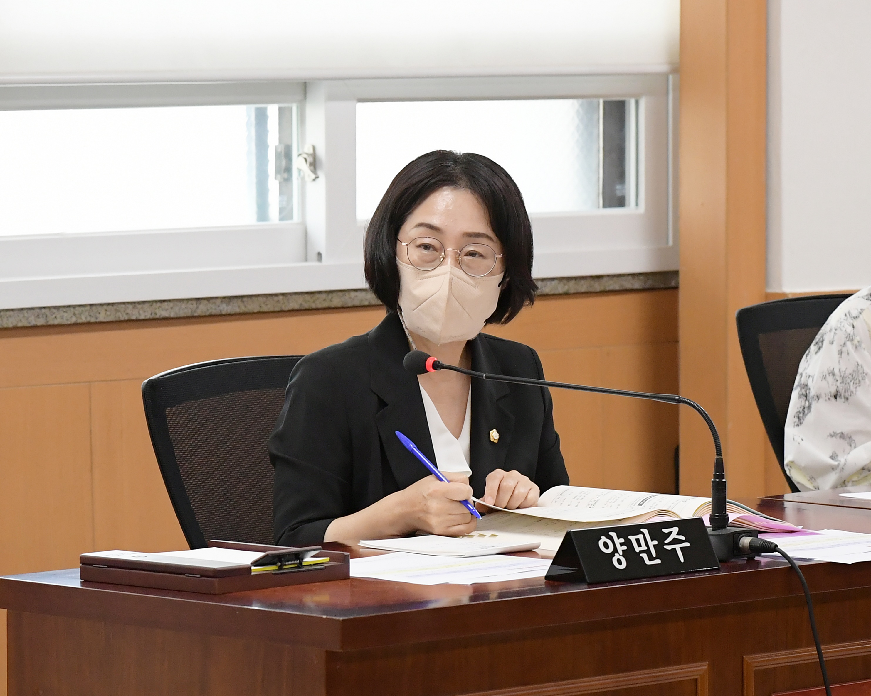 제273회 임시회 경제복지위원회 회의 첨부이미지 : DSC_7089.JPG