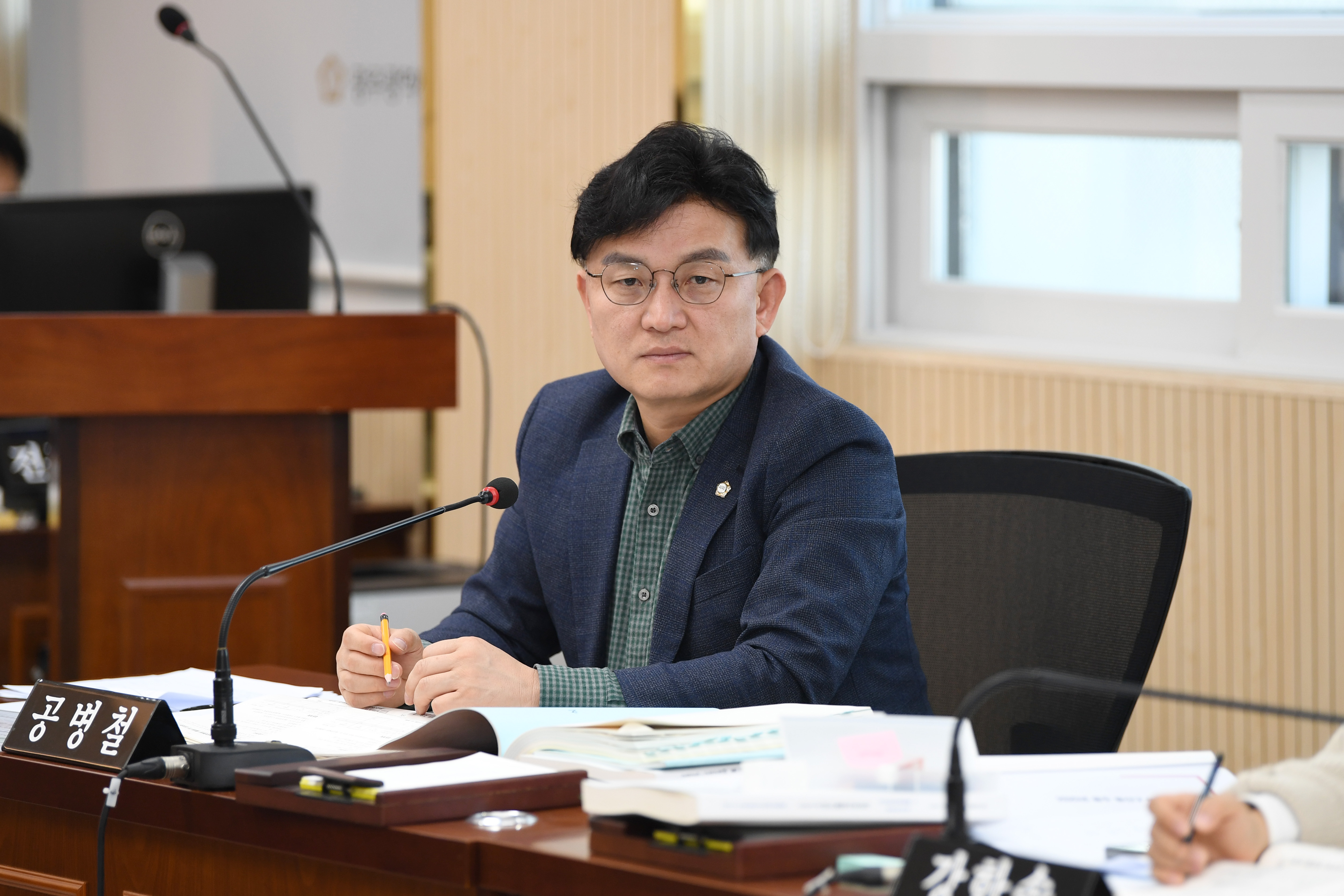 제293회 제2차 정례회 시민안전위원회 회의 첨부이미지 : 20241211 제293회 제2차 정례회 시민안전위원회 회의('25 예산안 예비심사) (11).jpg