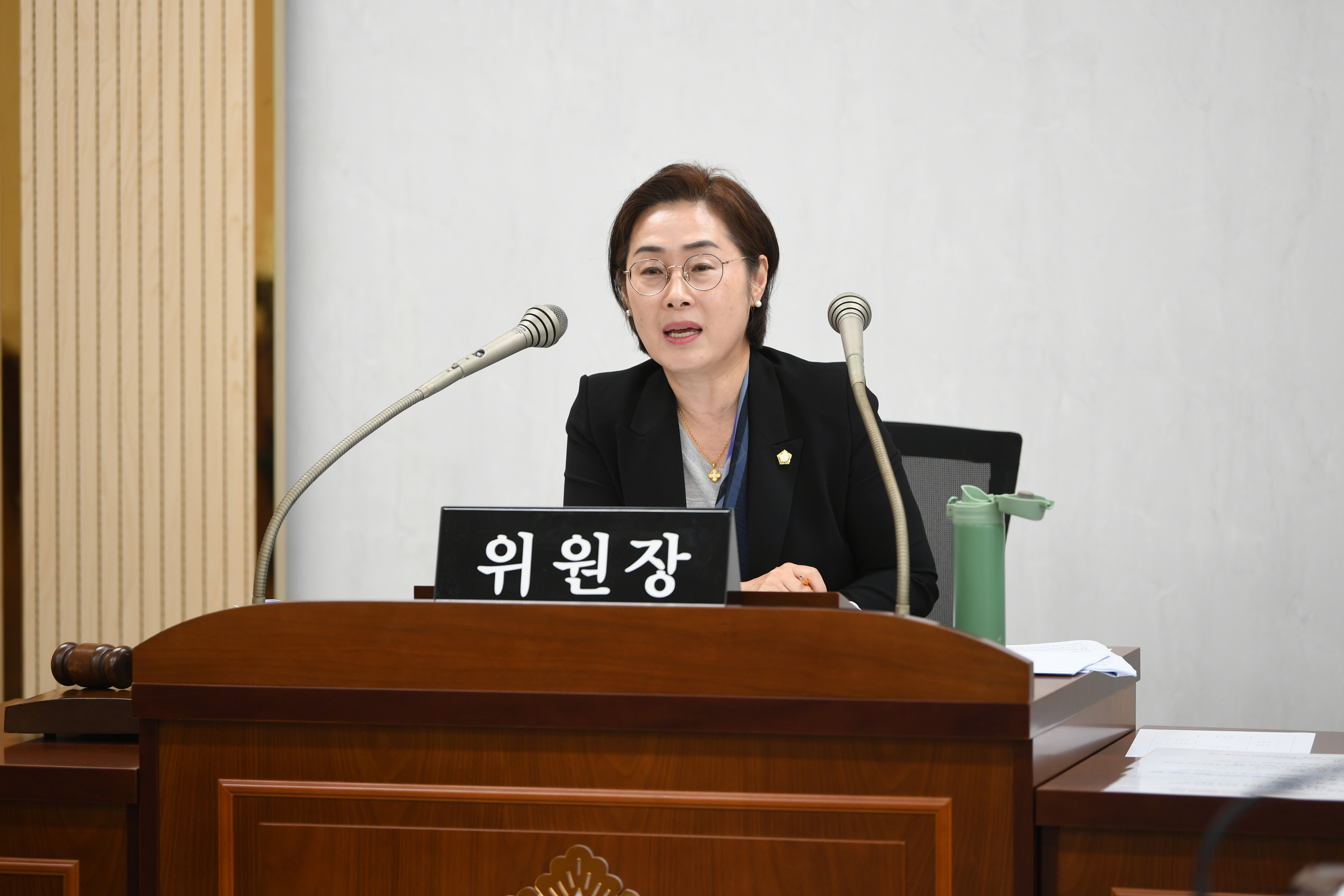 제292회 임시회 시민안전위원회 회의 첨부이미지 : 20241016 제292회 임시회 시민안전위원회 회의(안건심사) (34).jpg