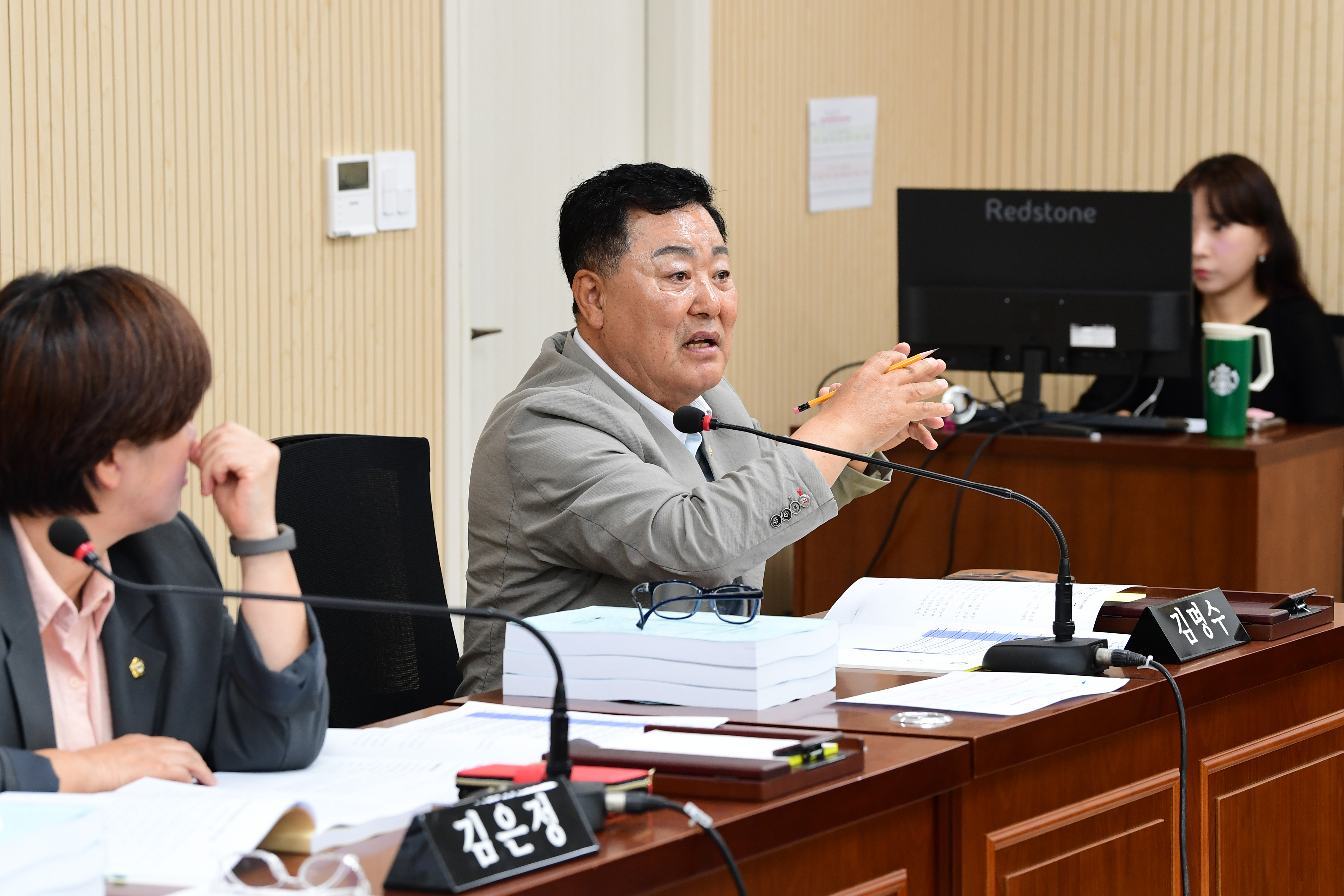 제288회 제1차 정례회 시민안전위원회 회의 첨부이미지 : 20240617 제288회 정례회 시민안전위원회 회의(안건심사) (11).jpg