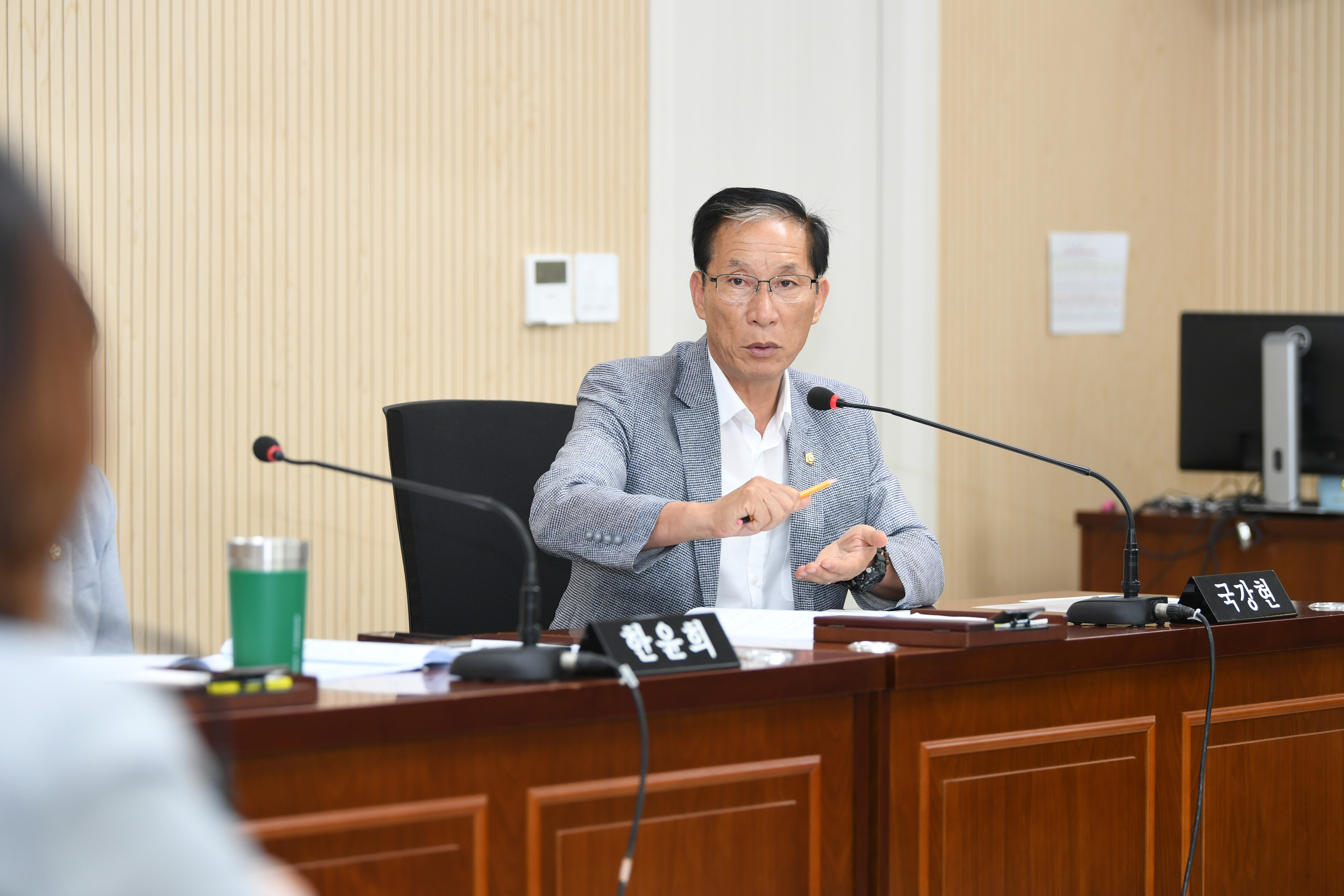 제290회 임시회 시민안전위원회 회의 첨부이미지 : 20240722 제290회 임시회 시민안전위원회 회의(안건심사) (14).jpg