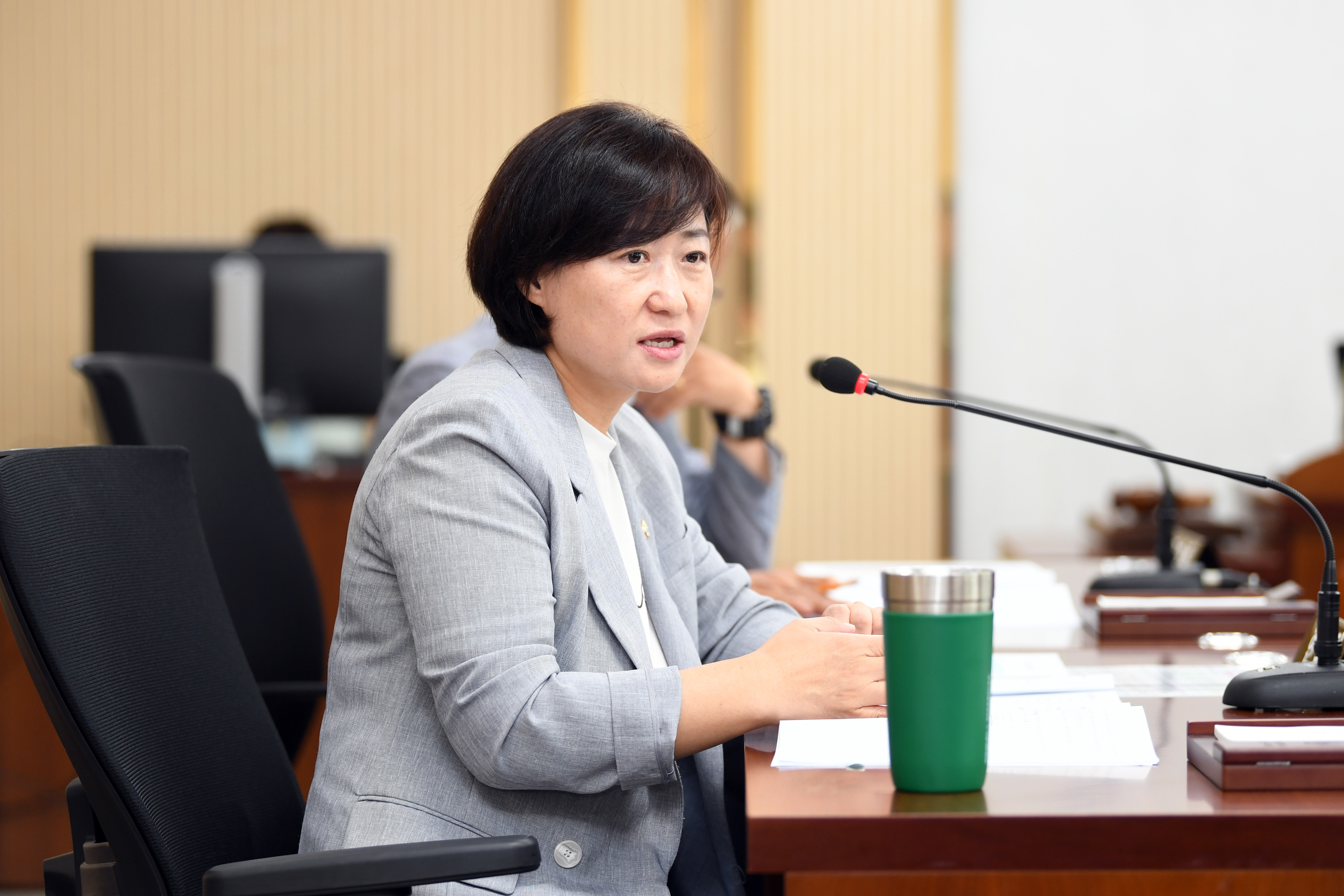 제290회 임시회 시민안전위원회 회의 첨부이미지 : 20240722 제290회 임시회 시민안전위원회 회의(안건심사) (48).jpg