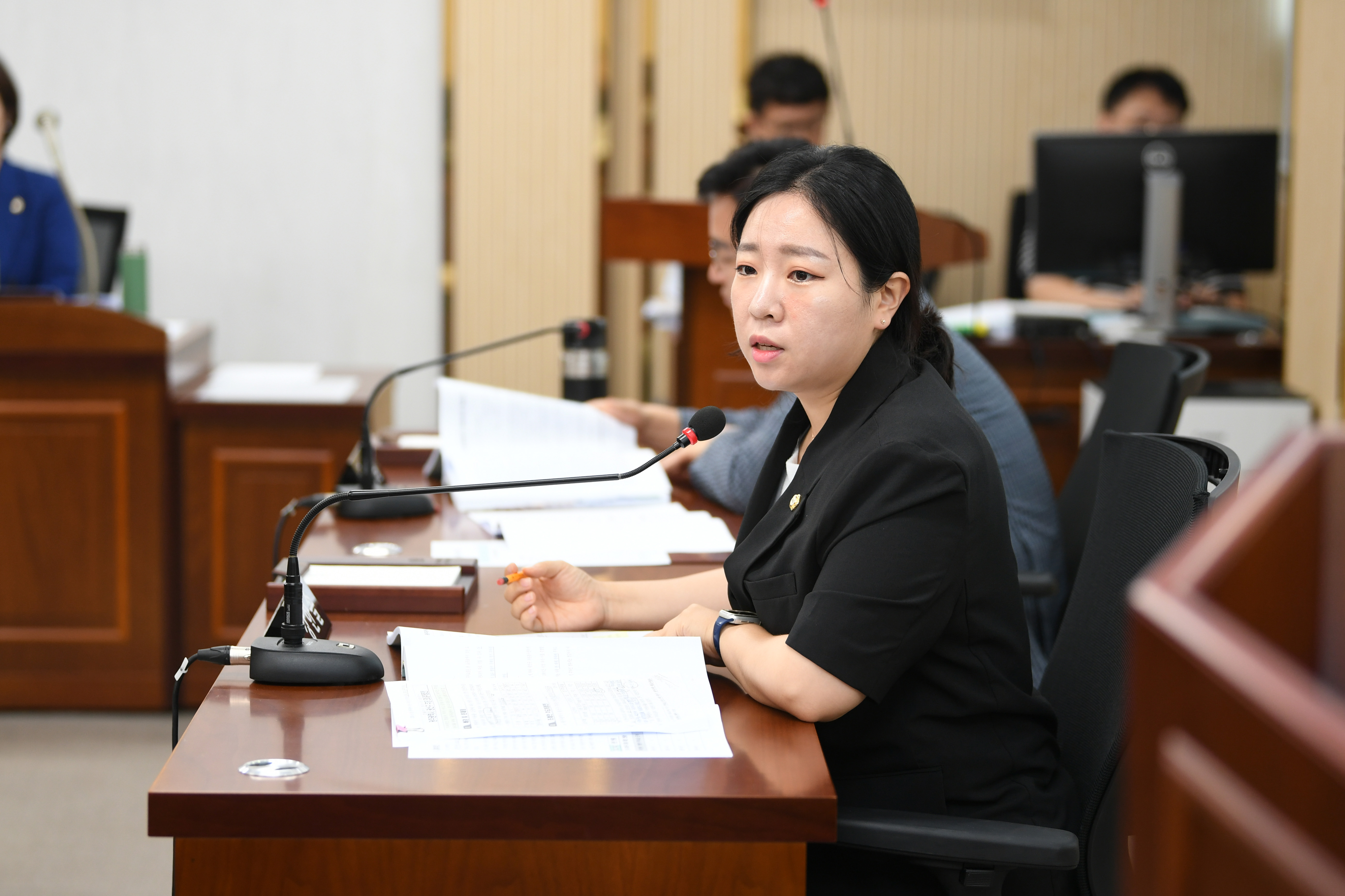 제291회 임시회 시민안전위원회 회의 첨부이미지 : 20240905 제291회 임시회 시민안전위원회 회의(안건심사) (18).jpg