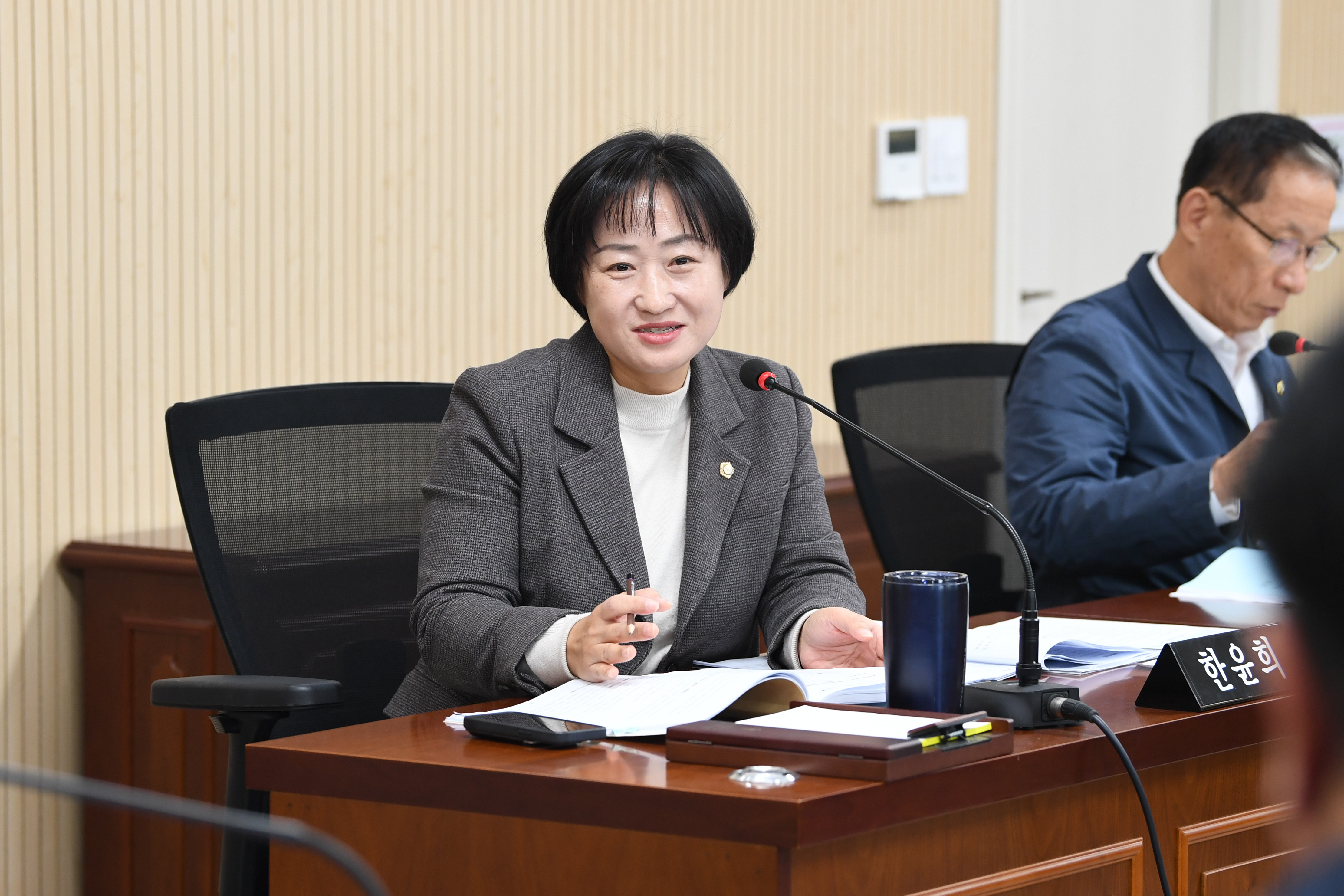 제301회 제2차 정례회 시민안전위원회 회의 첨부이미지 : 20251209 제301회 제2차정례회 시민안전위원회 회의(안건심사) (40).jpg