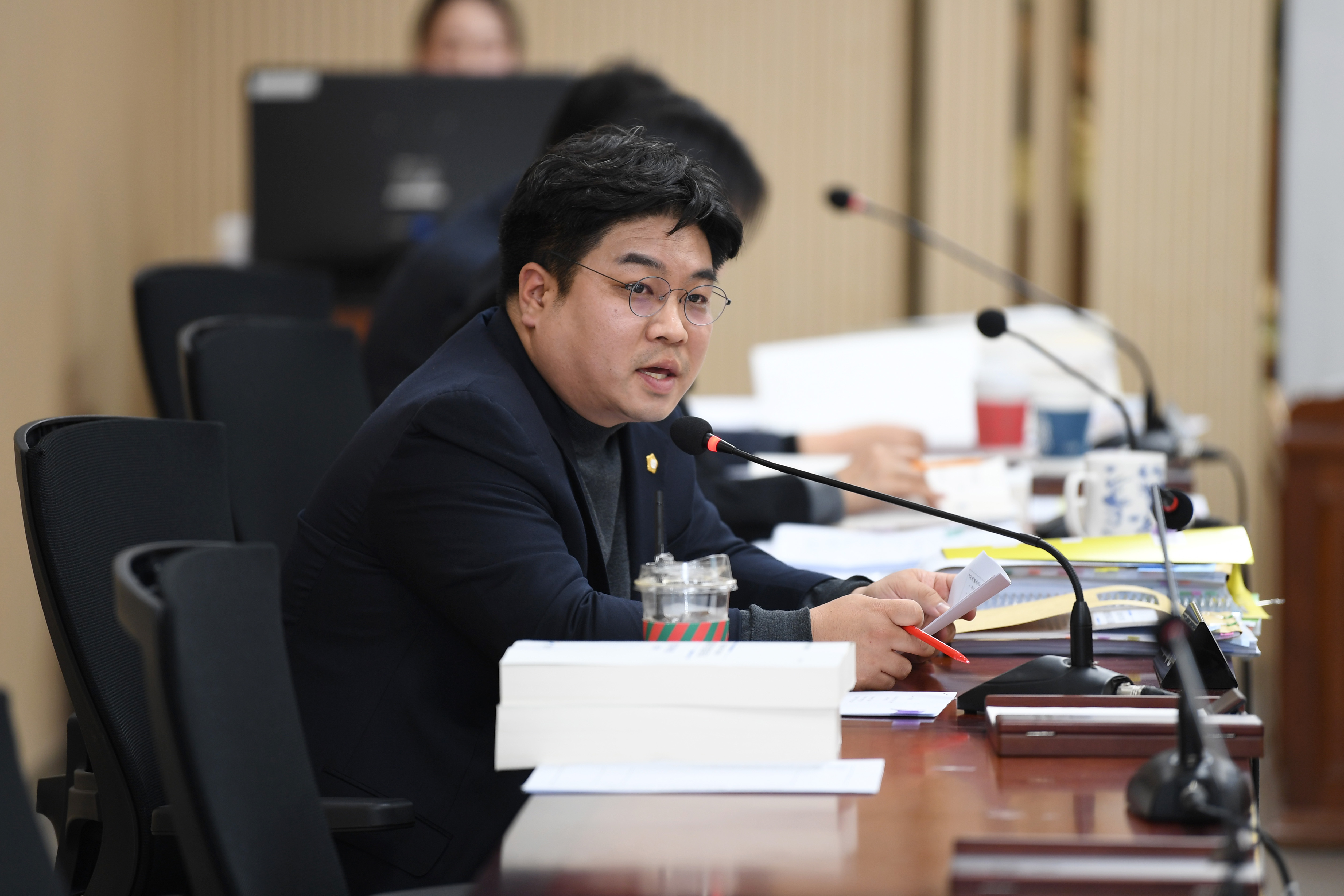 2024년도 행정사무감사 행정자치위원회 5일차 첨부이미지 : 20241205 2024년도 행정사무감사 행정자치위원회 5일차(강평) (9).jpg