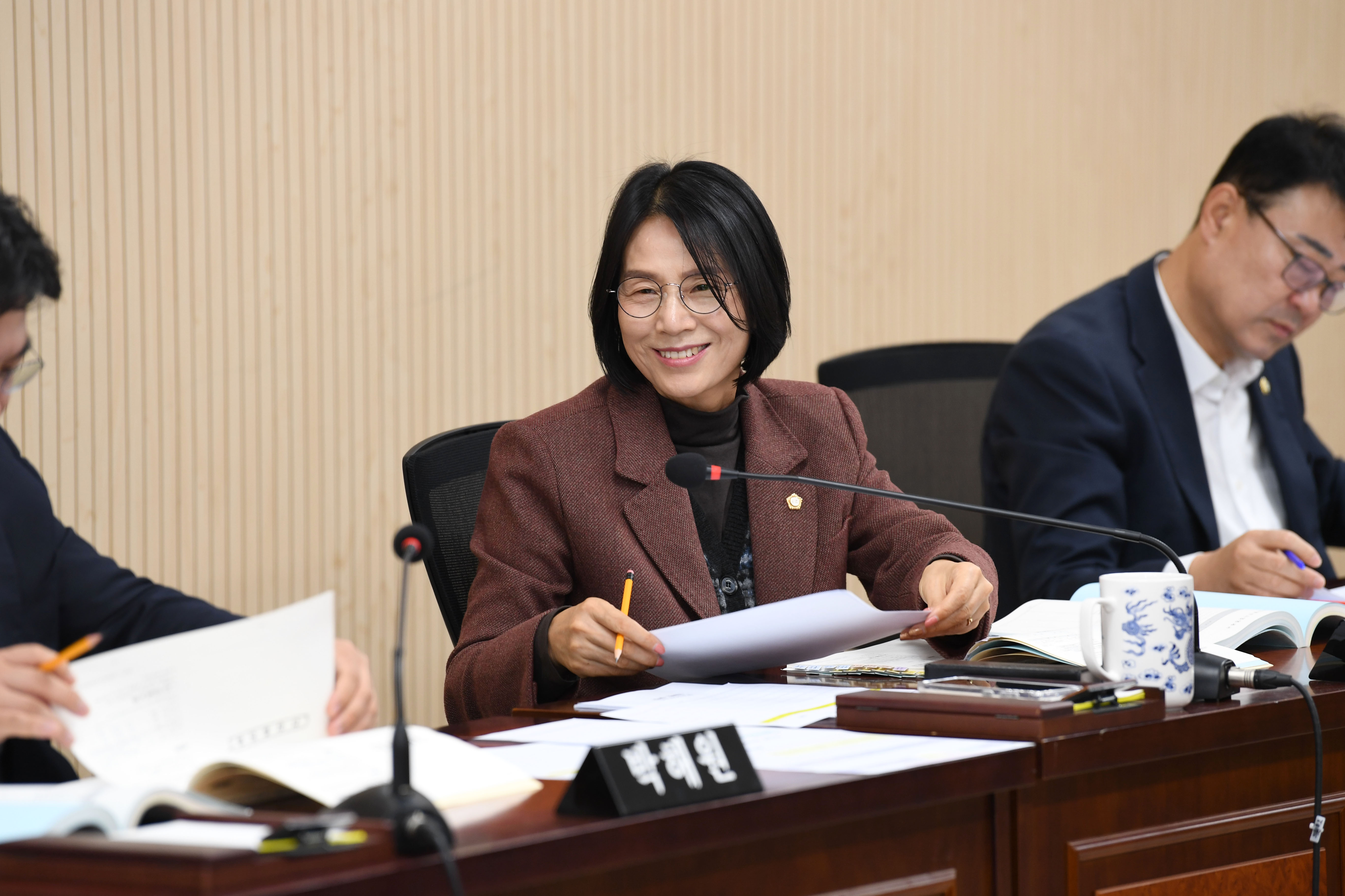 제293회 제2차 정례회 행정자치위원회 회의 첨부이미지 : 20241125 제293회 제2차정례회 행정자치위원회 회의(추경안 예비심사) (9).jpg