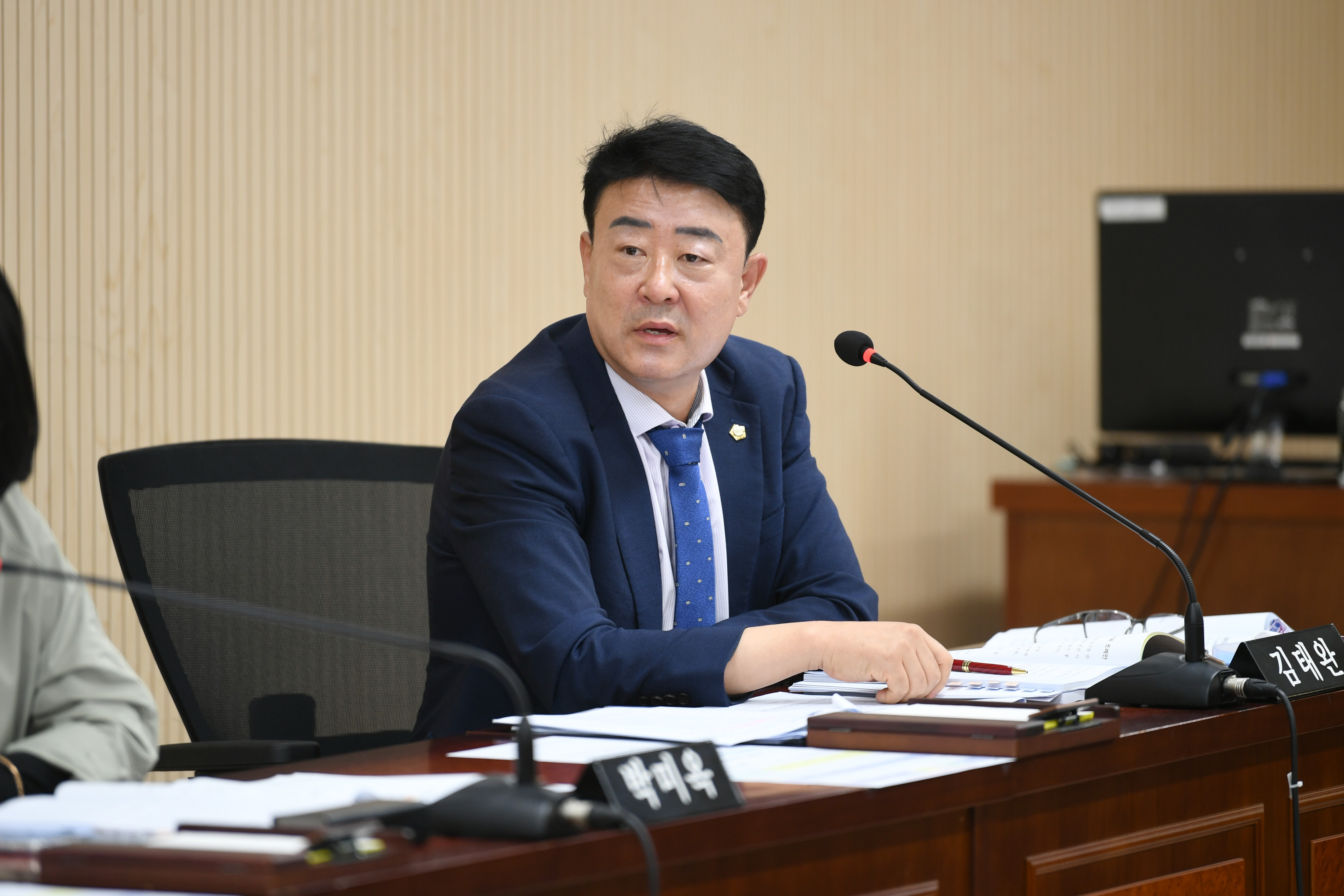 제292회 임시회 행정자치위원회 회의 첨부이미지 : 20241016 제292회 임시회 행정자치위원회 회의(안건심사) (13).jpg