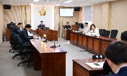 제285회 임시회 행정자치위원회 회의