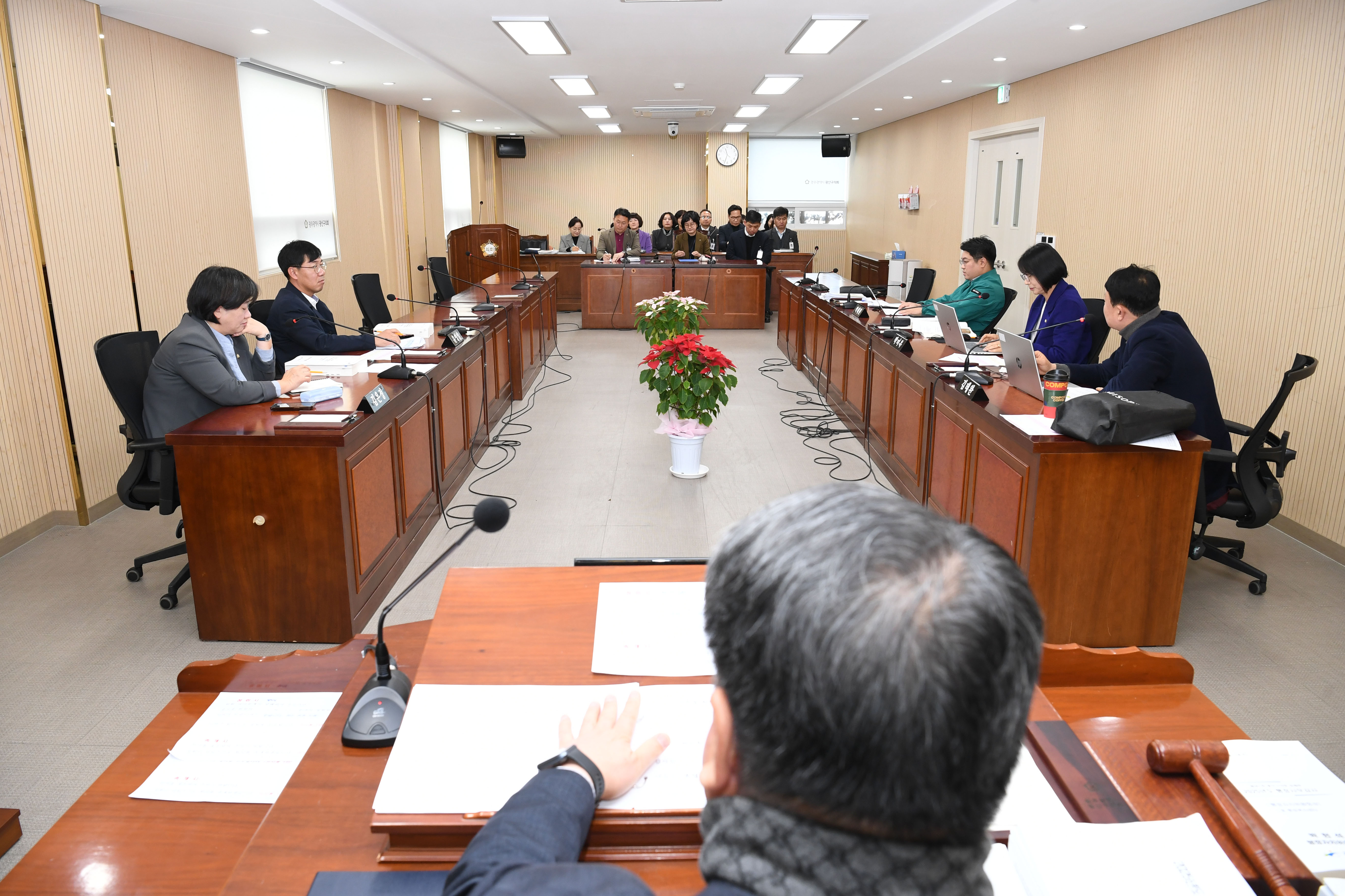 2025년도 행정사무감사 행정자치위원회 6일차 첨부이미지 : 20251204 2025년 행정사무감사 6일차(강평) (41).jpg