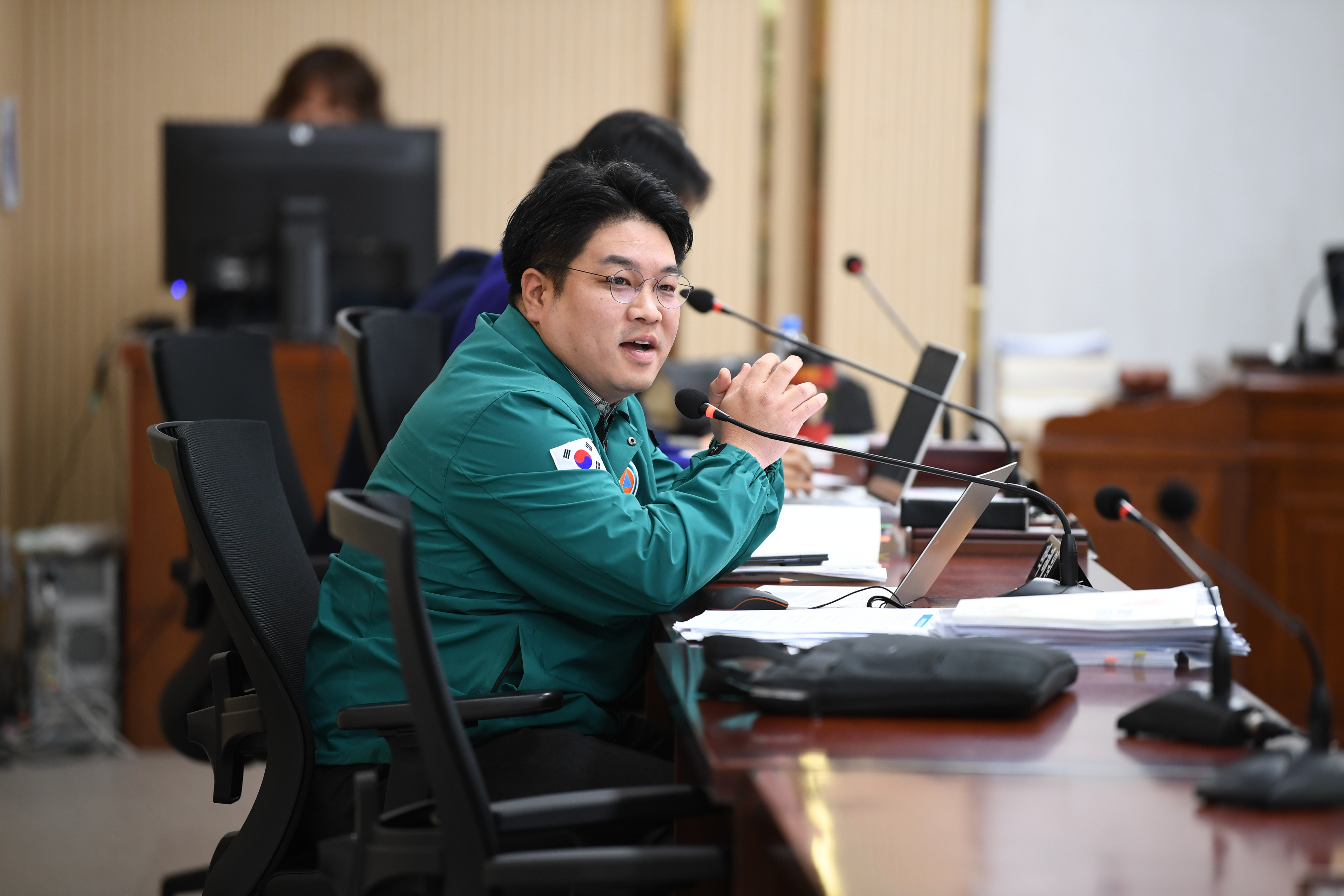 2025년도 행정사무감사 행정자치위원회 6일차 첨부이미지 : 20251204 2025년 행정사무감사 6일차(강평) (56).jpg