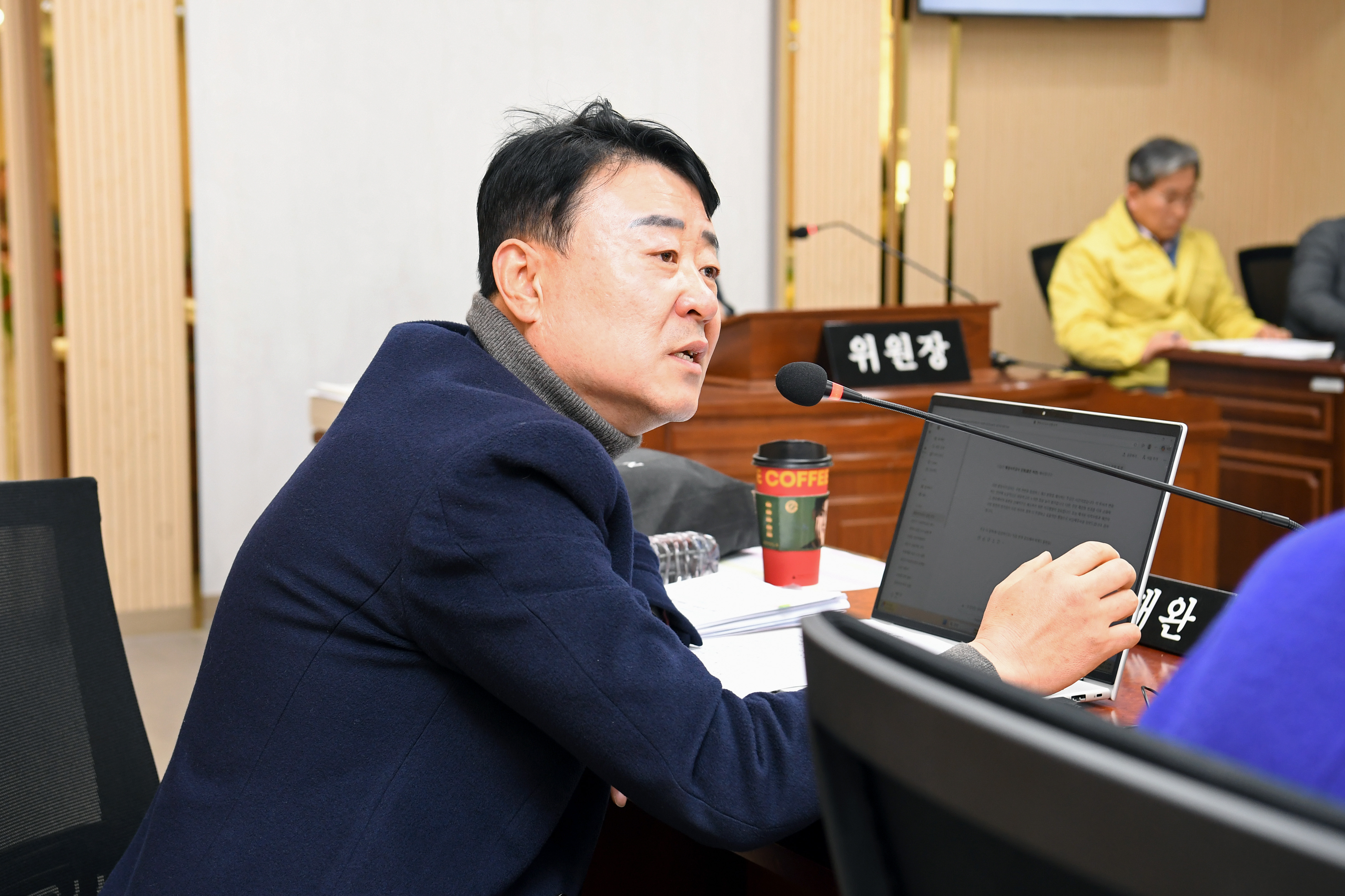 2025년도 행정사무감사 행정자치위원회 6일차 첨부이미지 : 20251204 2025년 행정사무감사 6일차(강평) (45).jpg