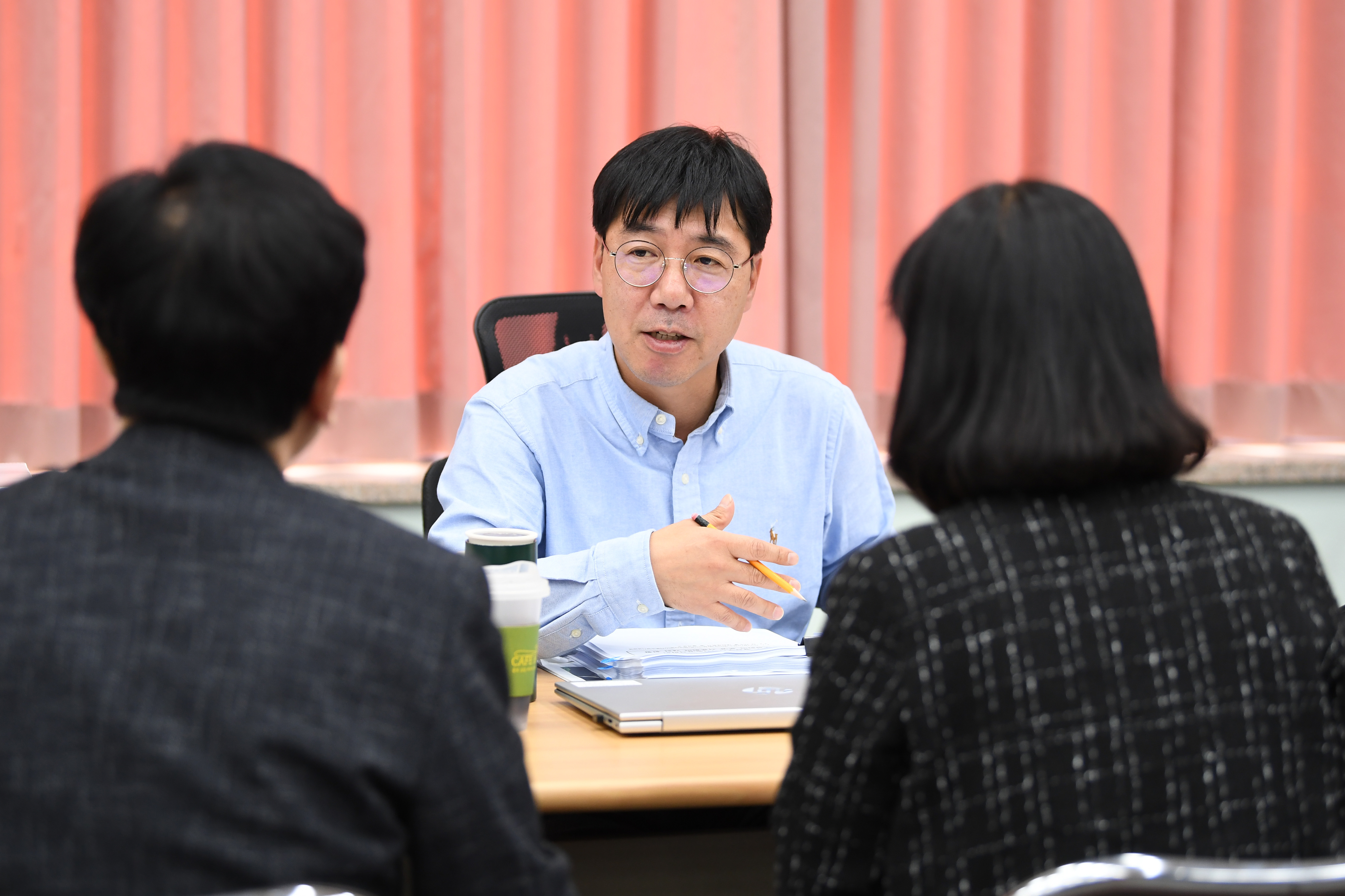 2025년도 행정사무감사 행정자치위원회 3일차 첨부이미지 : 20251201 2025년 행정사무감사 3일차 (87).jpg