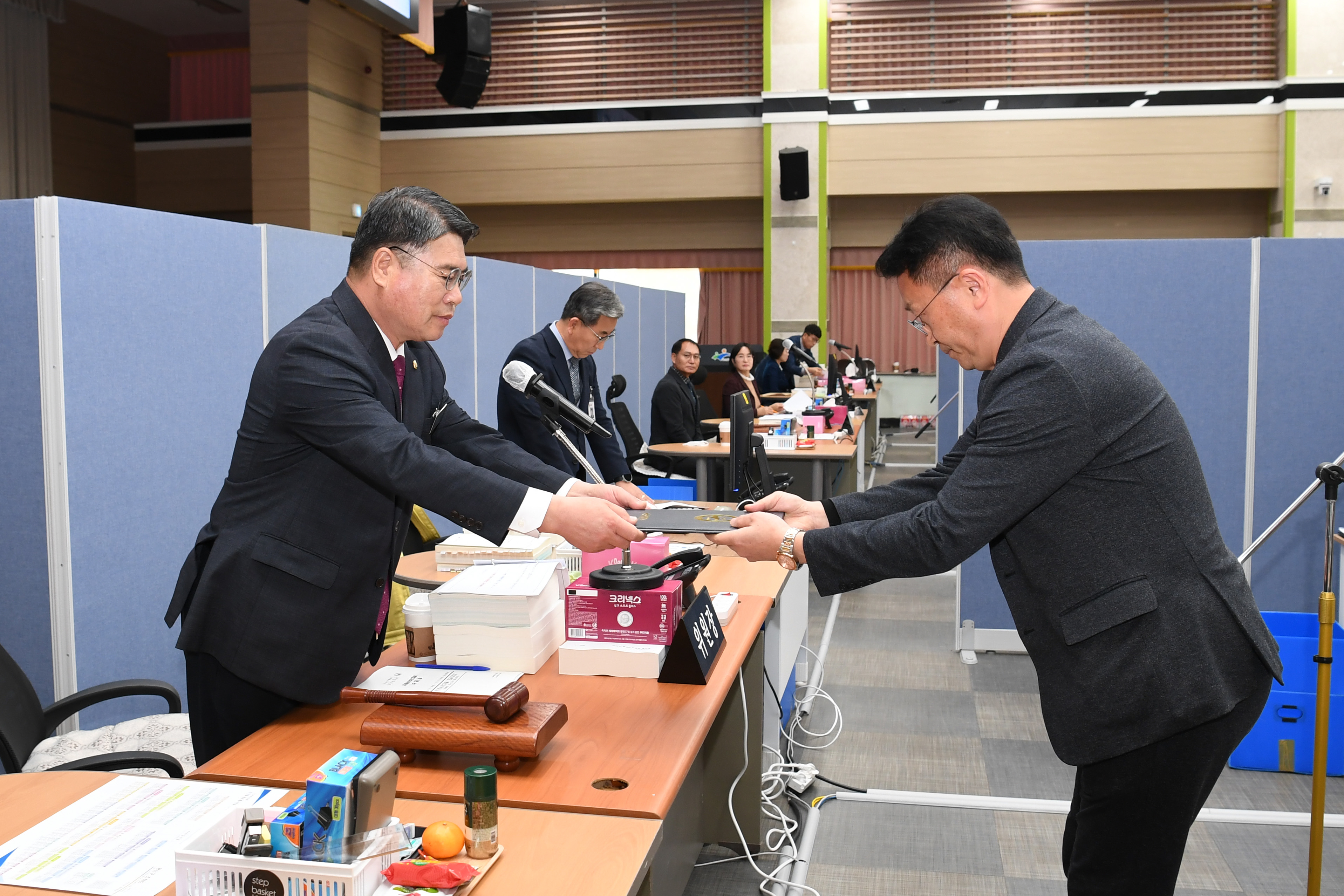 2025년도 행정사무감사 행정자치위원회 1일차 첨부이미지 : 20251127 2025년 행정사무감사 1일차 (13).jpg