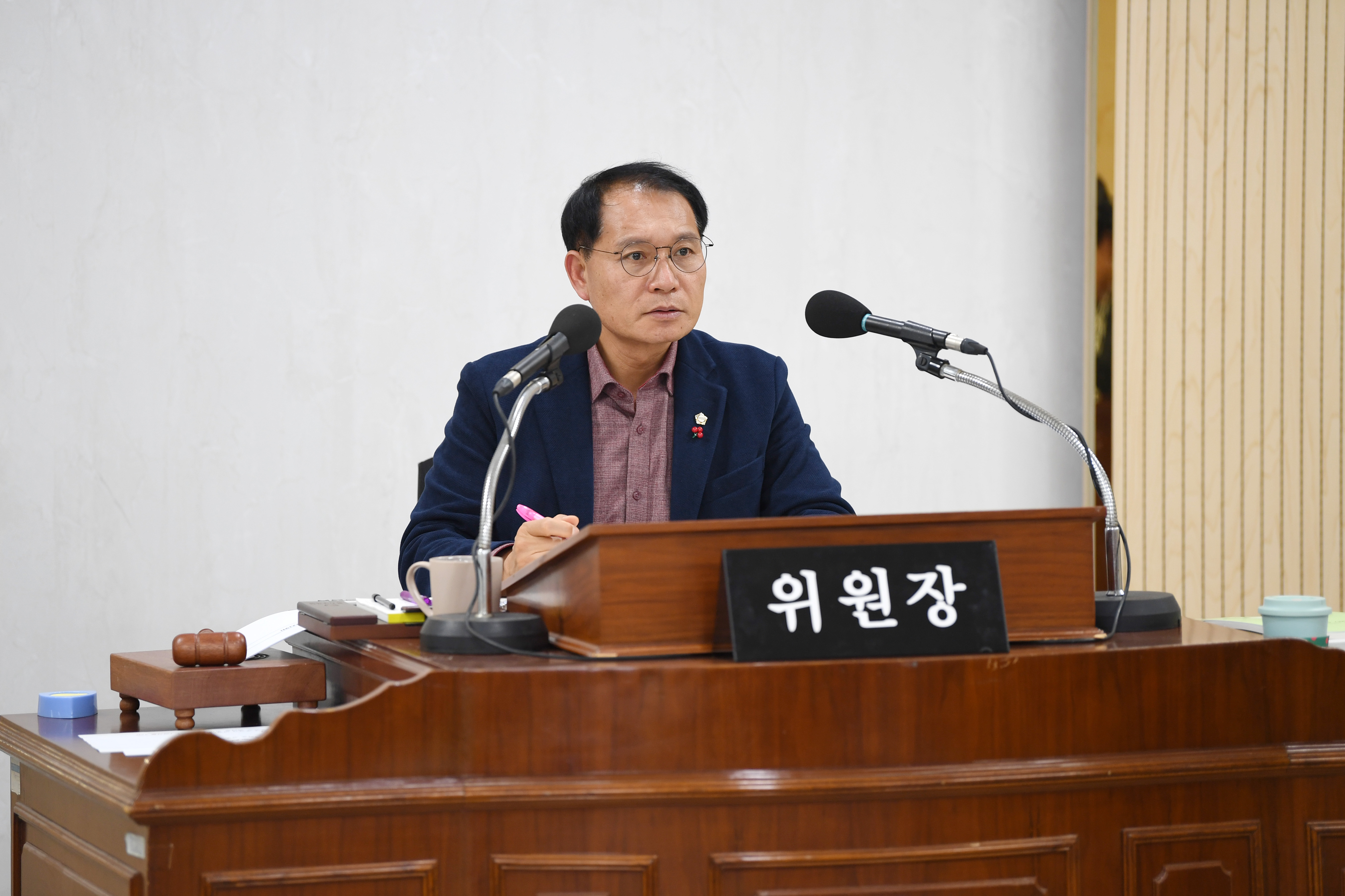 제293회 제2차 정례회 경제복지위원회 회의 첨부이미지 : 20241211 제293회 제2차 정례회 경제복지위원회 회의('25 예산안 예비심사) (5).jpg