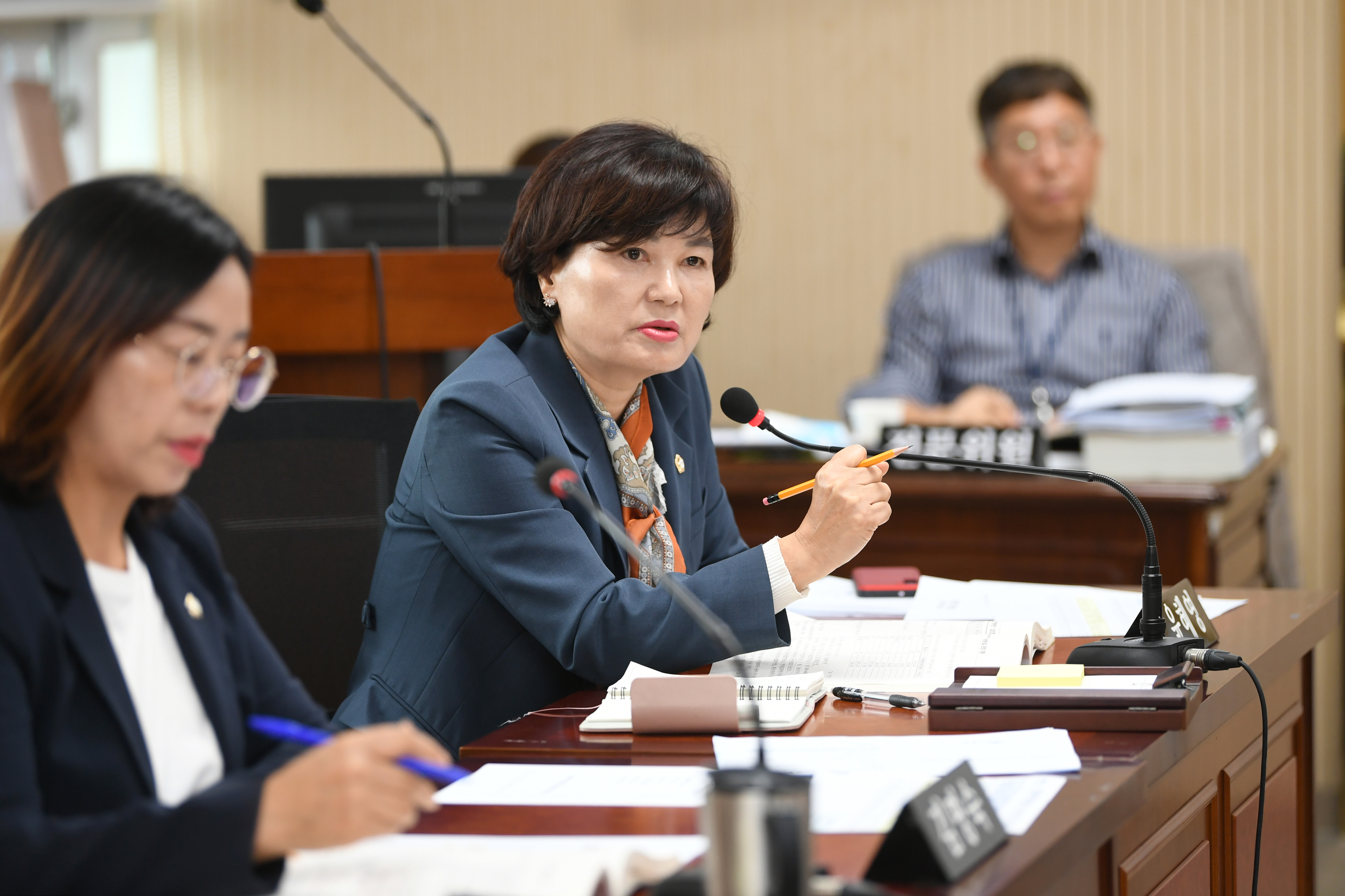 제292회 임시회 경제복지위원회 회의 첨부이미지 : 20241018 제292회 임시회 경제복지위원회 회의('24 행정사무처리상황 청취) (9).jpg