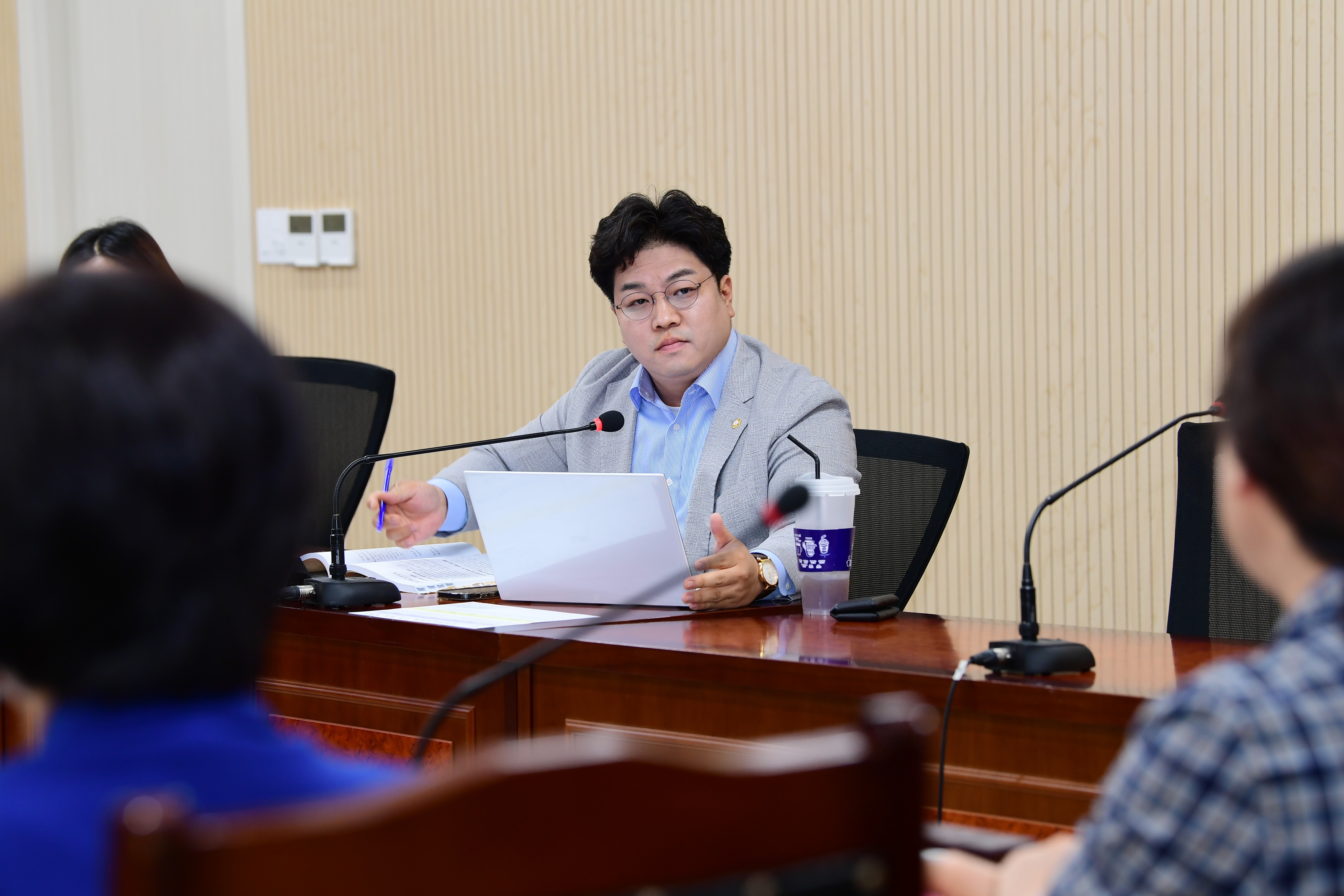 제288회 제1차 정례회 경제복지위원회 회의 첨부이미지 : 20240617 제288회 정례회 경제복지위원회 회의(안건심사) (43).jpg