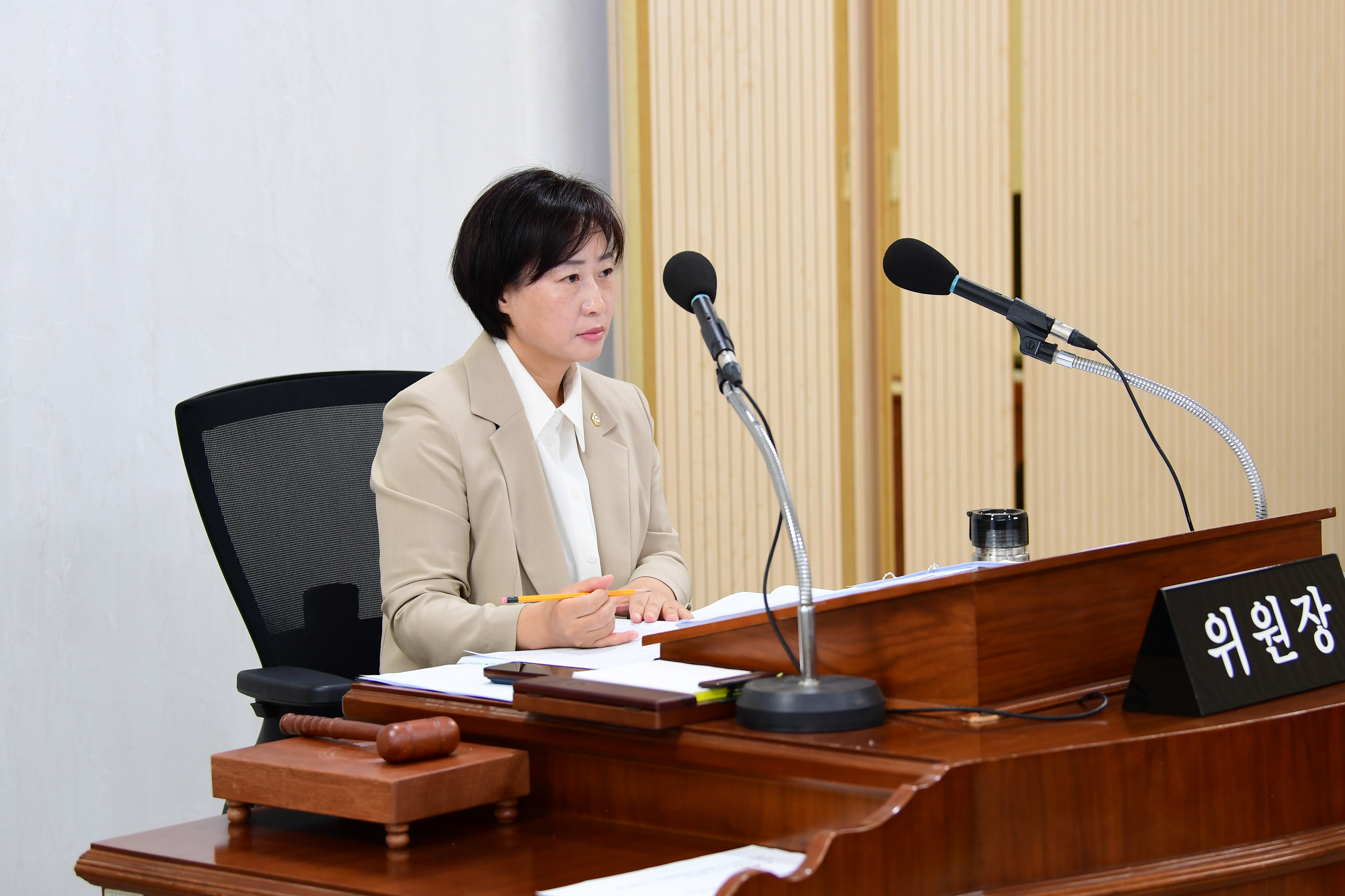 제288회 제1차 정례회 경제복지위원회 회의 첨부이미지 : 20240617 제288회 정례회 경제복지위원회 회의(안건심사) (61).jpg