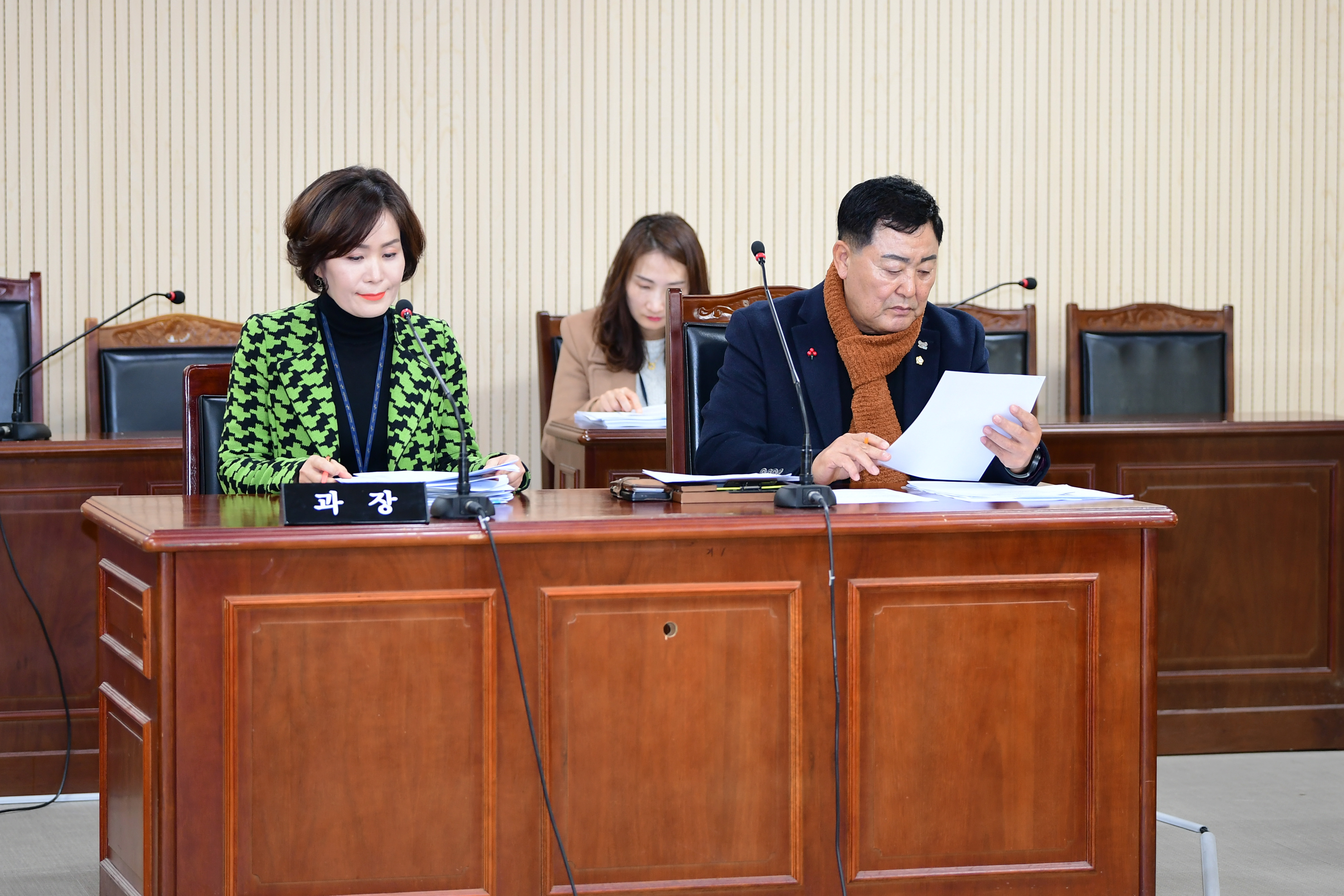 제285회 임시회 경제복지위원회 회의 첨부이미지 : 20240125 제285회 임시회 경제복지위원회 회의(안건심사) (4).jpg