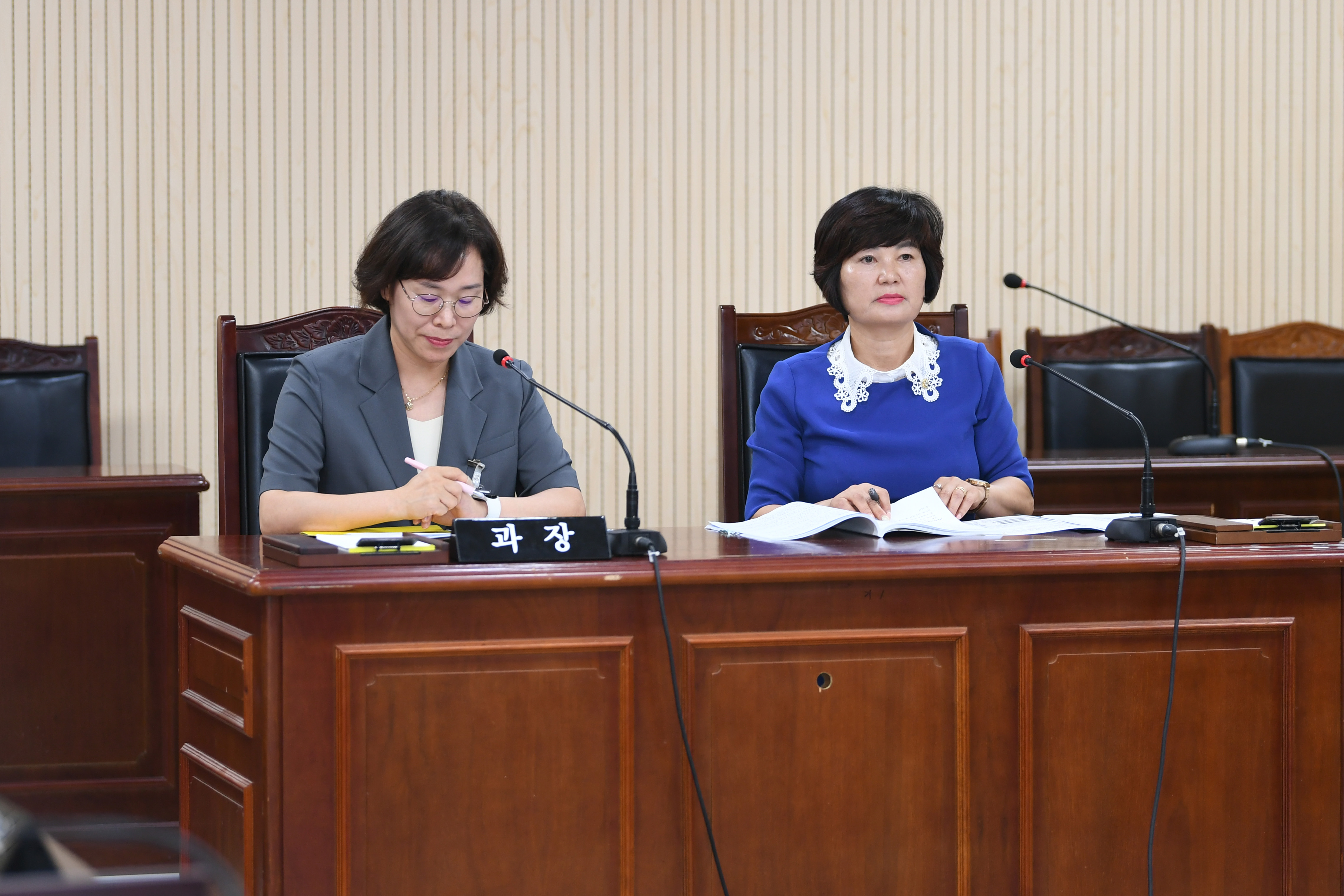 제290회 임시회 경제복지위원회 회의 첨부이미지 : 20240719 제290회 임시회 경제복지위원회 회의(안건심사) (36).jpg