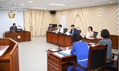 제290회 임시회 경제복지위원회 회의