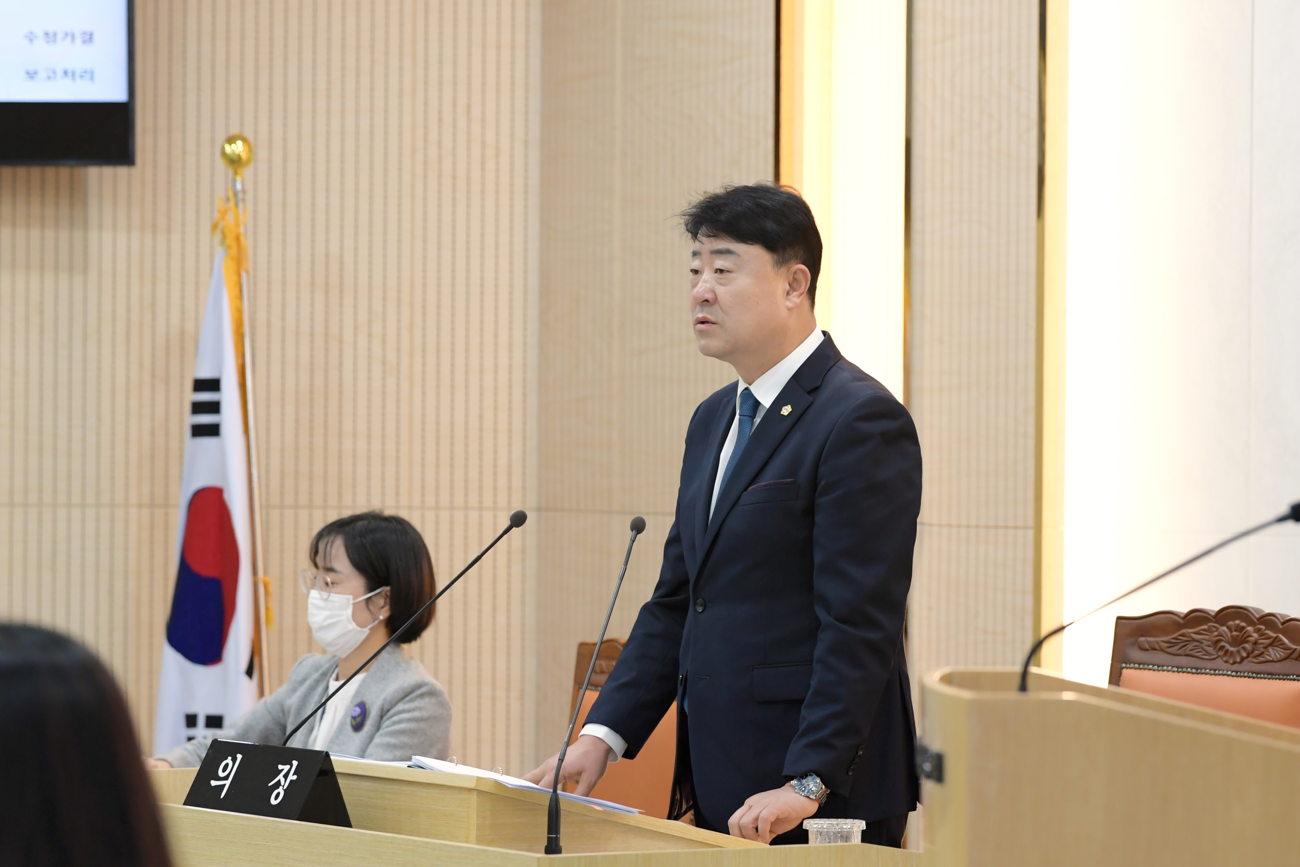 광산구의회 제276회 정례회 폐회…내년 예산 ‘8,750억 원’ 확정 첨부이미지 : 2-2_20221221_광산구의회 제276회 정례회 폐회.JPG