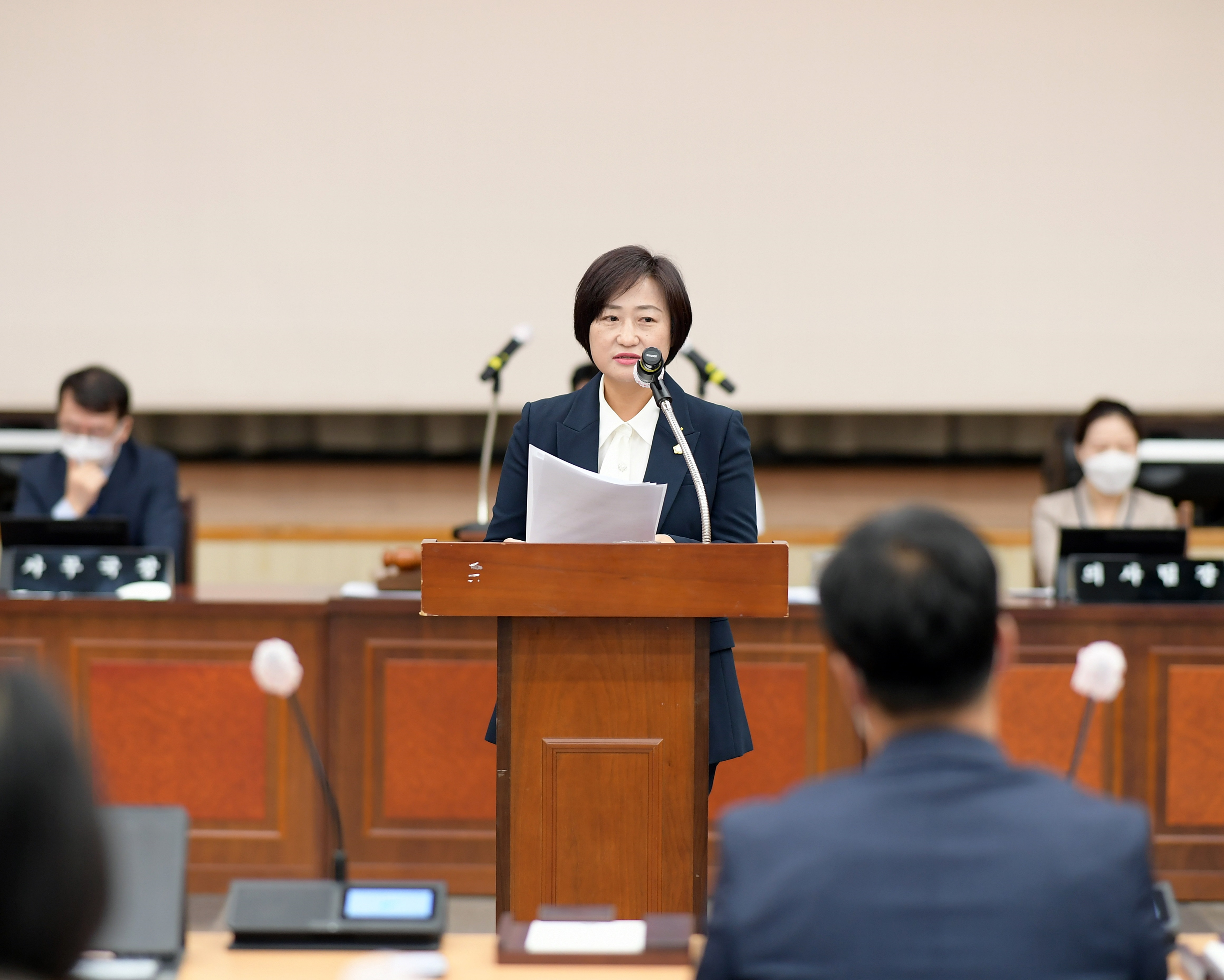 한윤희 광산구의원, 이주민 ‘인권·언어’ 장벽 허물 노력 필요해 첨부이미지 : 3-2_20221017_한윤희 광산구의원, 이주민 ‘인권·언어’ 장벽 허물 노력 필요해.JPG