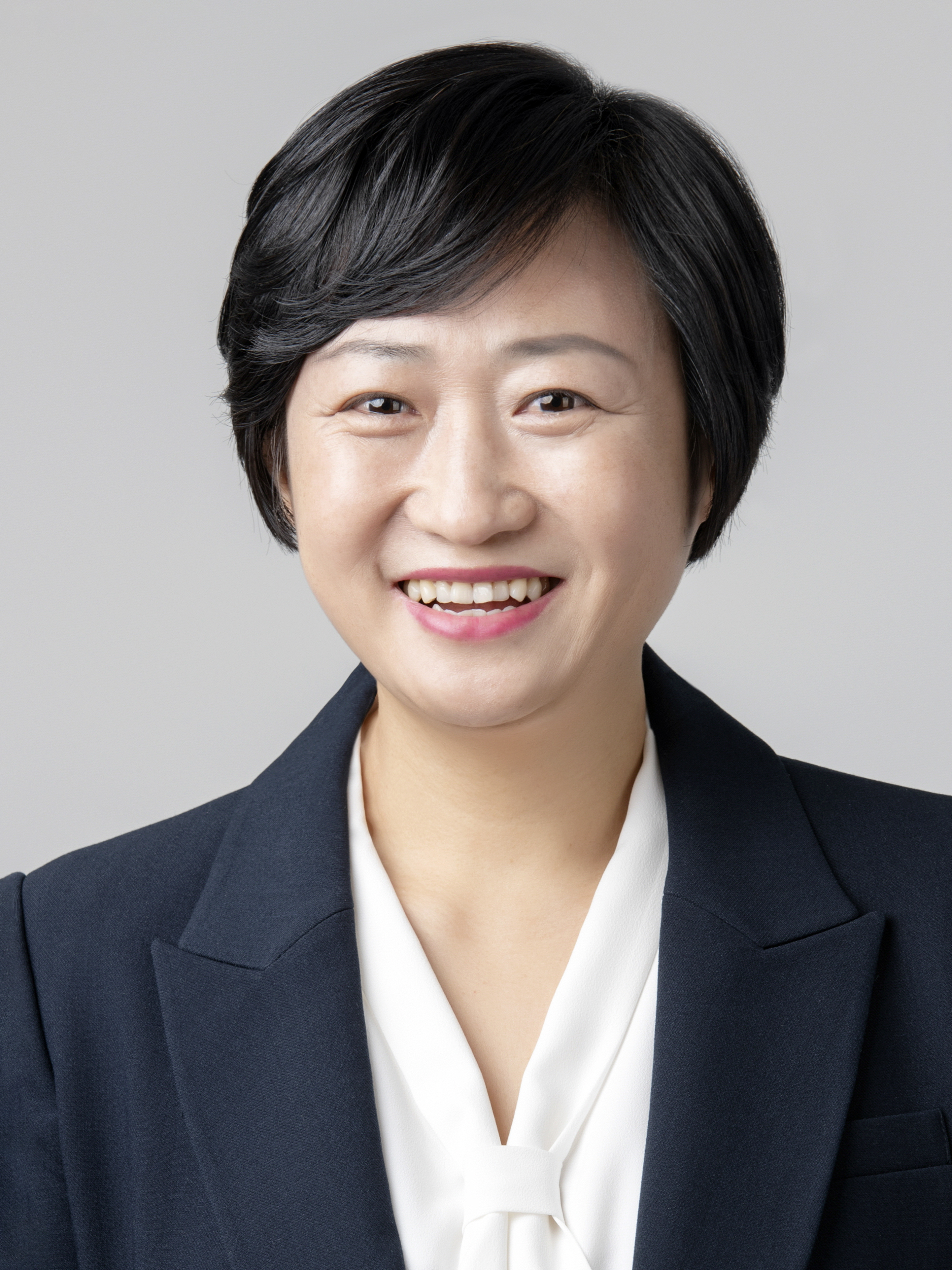 한윤희 광산구의원, 전동킥보드 무단 방치 막는다 첨부이미지 : 2_한윤희 의원 프로필사진.jpg