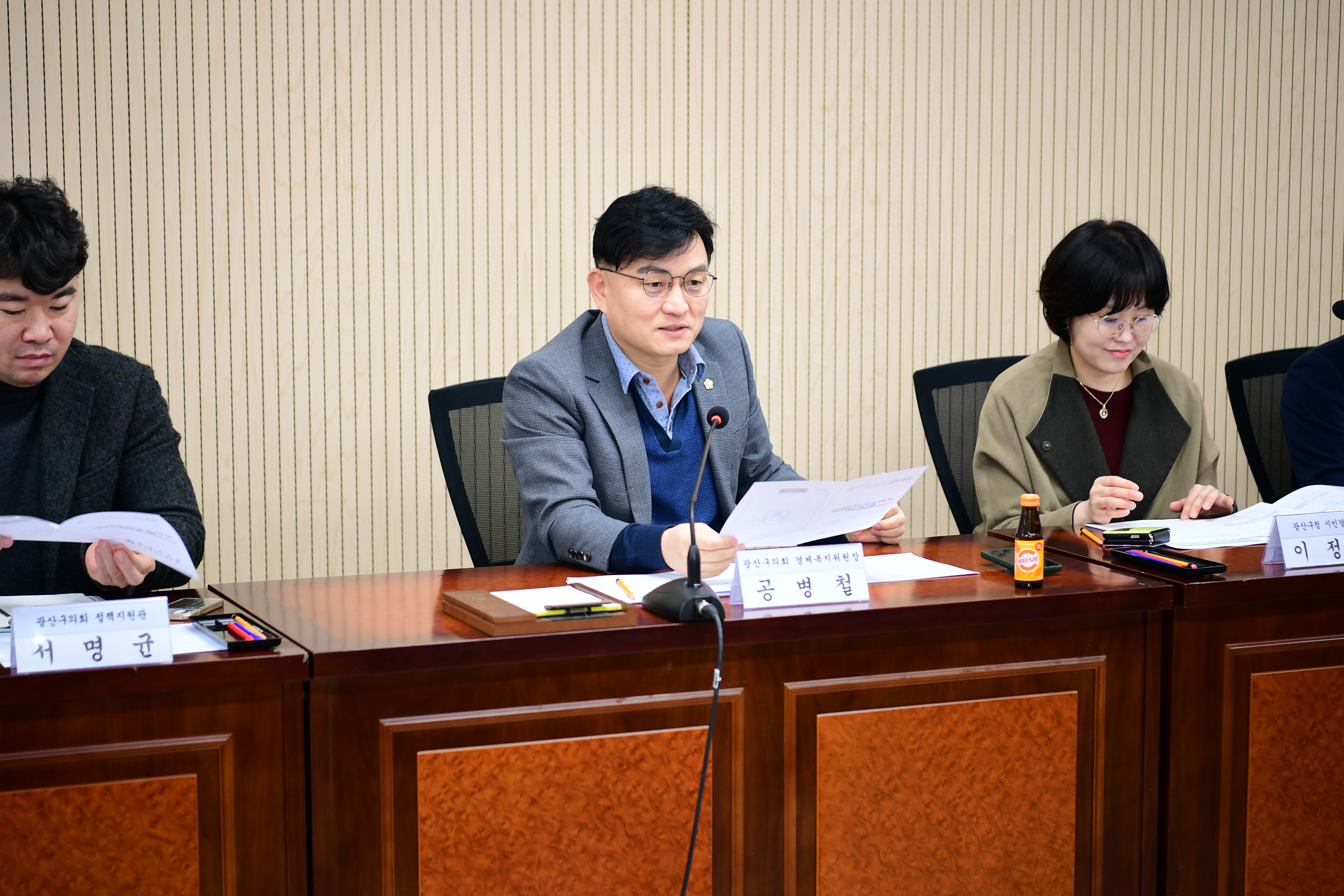 광산구의회, ‘1913송정역시장 야시장’ 개장 방안 찾는다 첨부이미지 : 2-3_20240202_광산구의회, '1913송정역시장 야시장' 개장 방안 찾는다.jpg