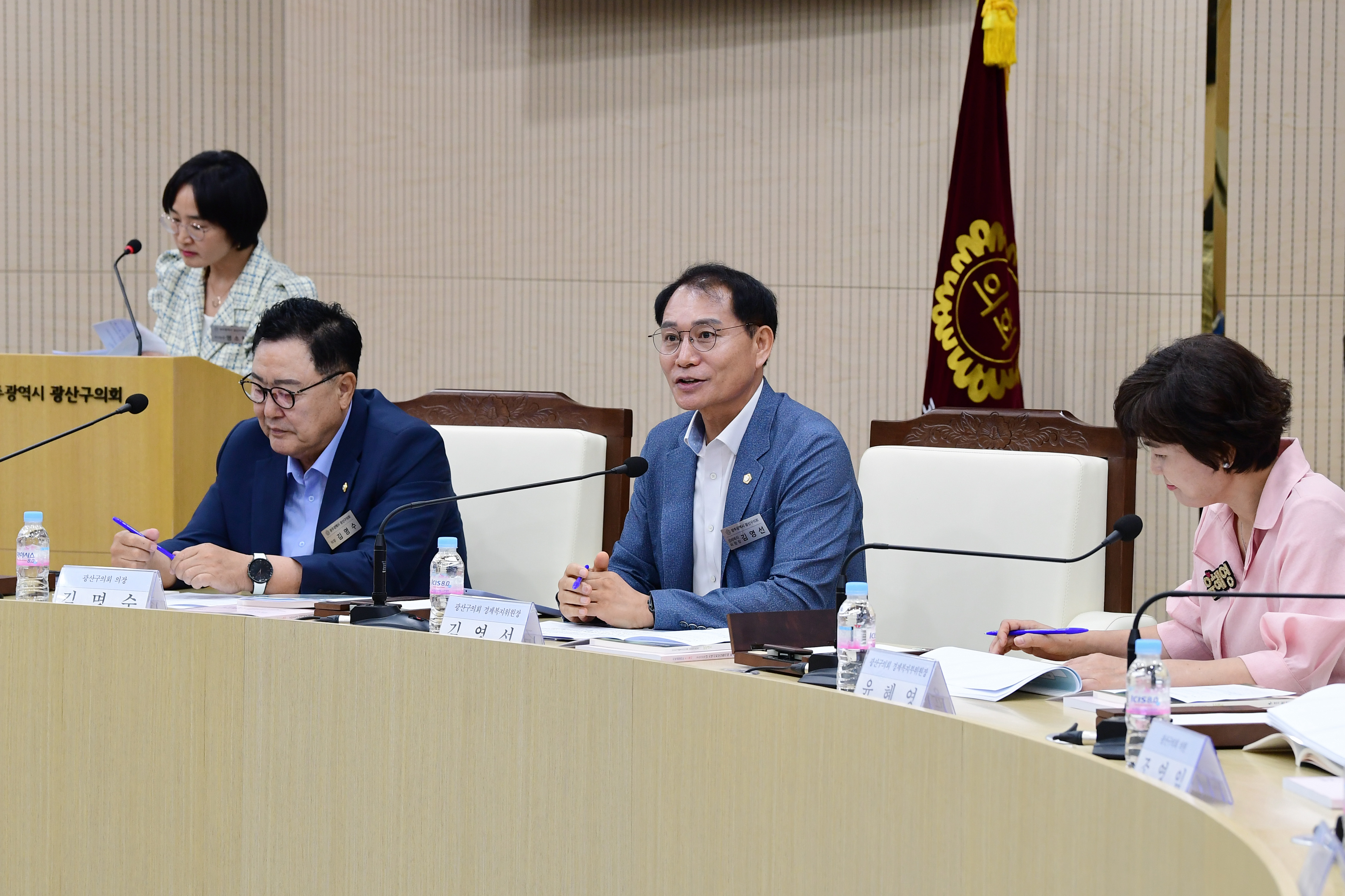 광산구의회, 광산구 지역사회보장협의체와 간담회 열어 첨부이미지 : 2-3_20250820_광산구의회, 광산구지역사회보장협의체와 간담회 열어.jpg