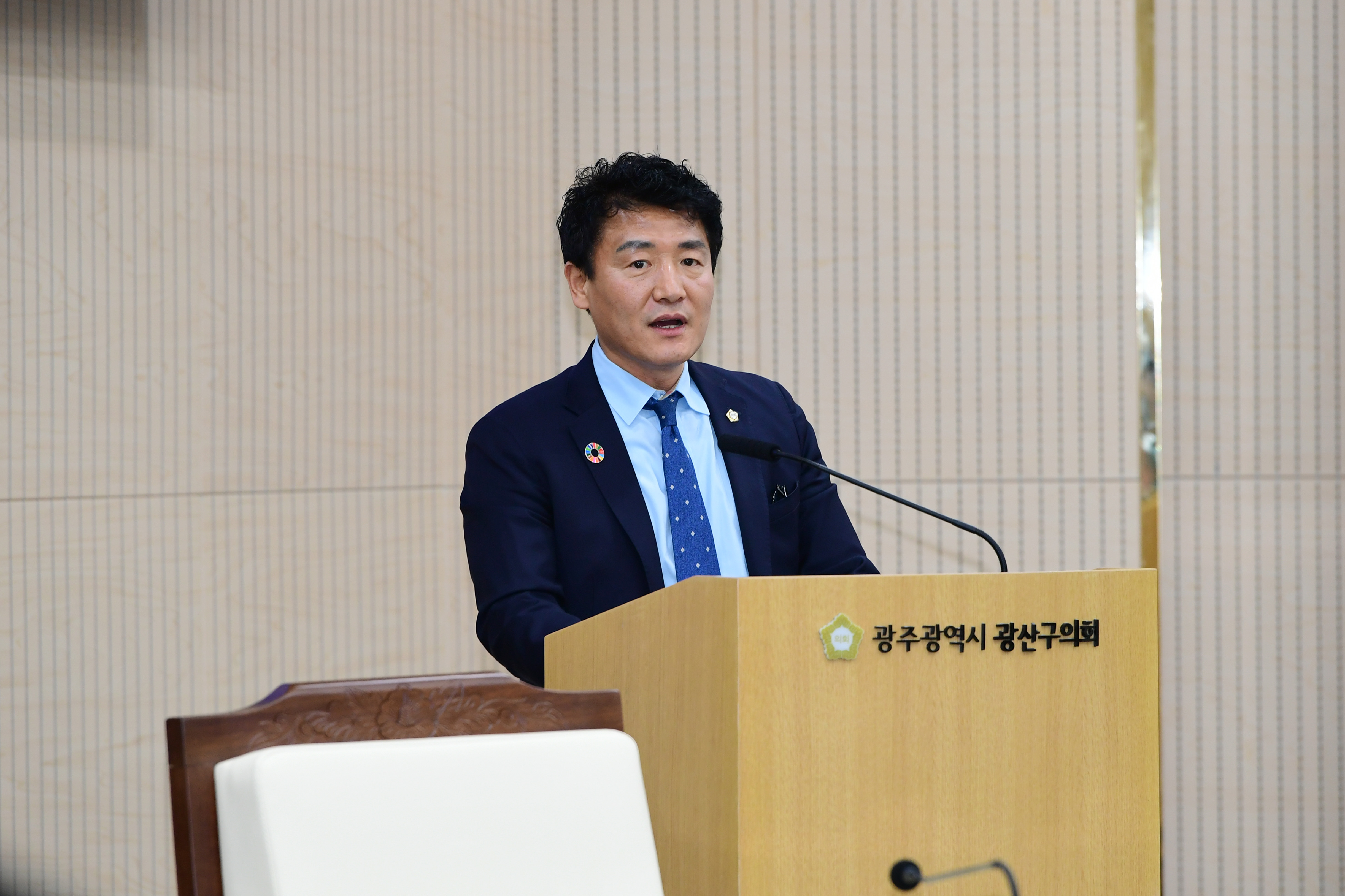 이우형 광산구의원, “기업 유치로 일자리 만들어야” 첨부이미지 : 3-3_20231221_이우형 광산구의원, “기업 유치로 일자리 만들어야”.jpg