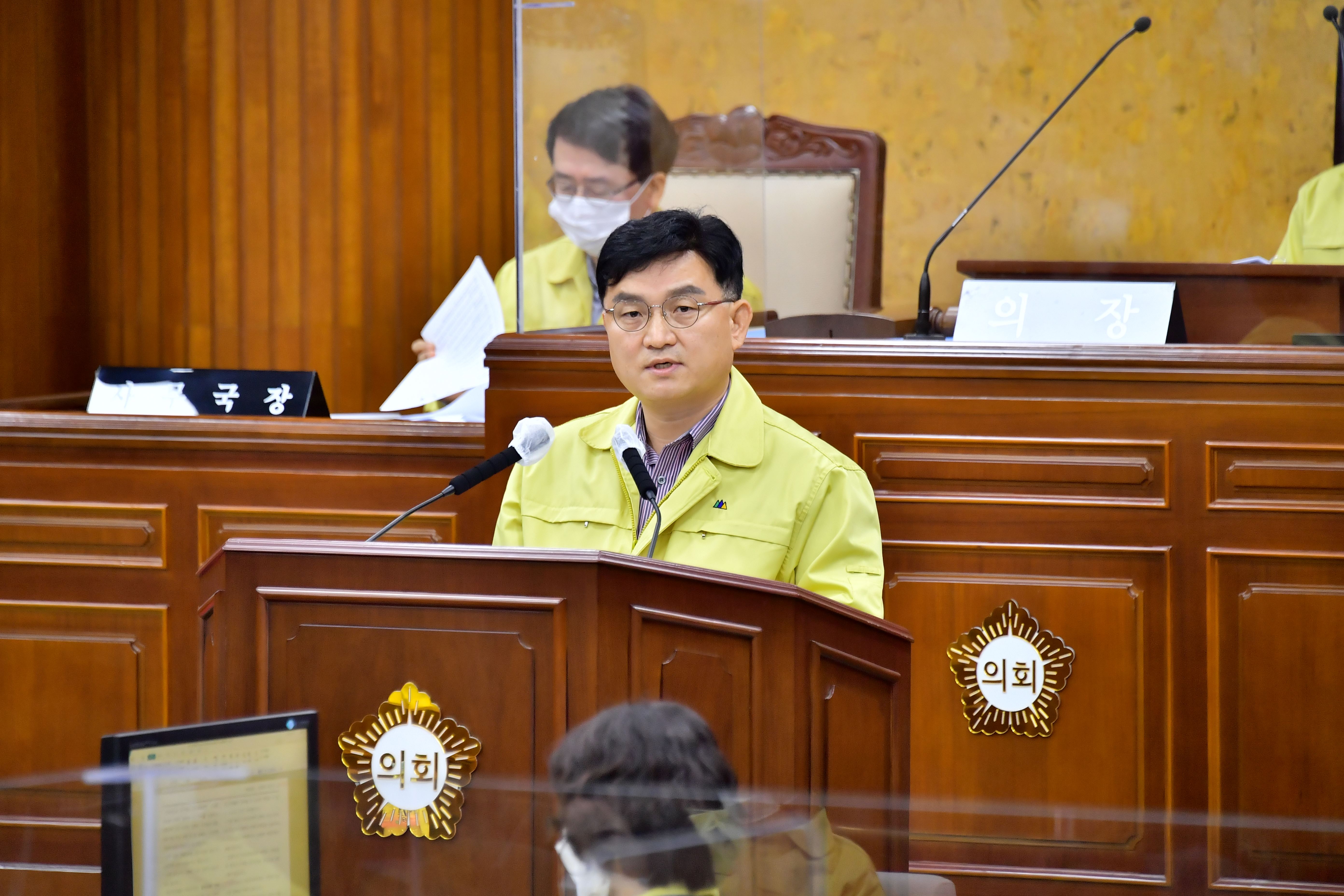 광산구의회 공병철 의원, 광산구 전체 동 주민자치회 전면 시행 촉구 첨부이미지 : 2-2. 201123 광산구의회 공병철의원_광산구 주민자치회 21개 동 전면 시행 촉구(제261회 제2차정례회 제1차본회의 5분발언)(2).JPG
