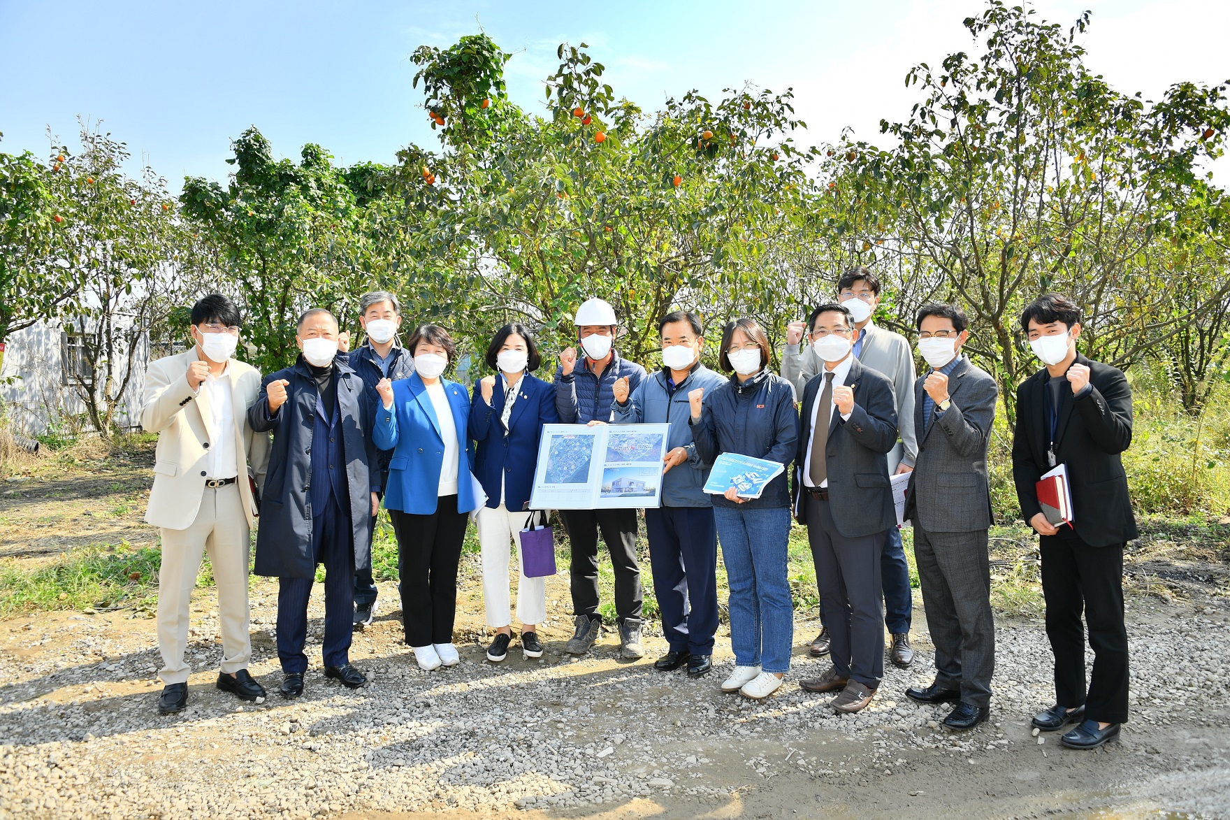 광산구의회 산업도시위원회, 현장 중심 의정활동 펼쳐  첨부이미지 : 2-1. 20211019 광산구의회 산업도시위원회 현장활동(원도산 도시재생센터).JPG