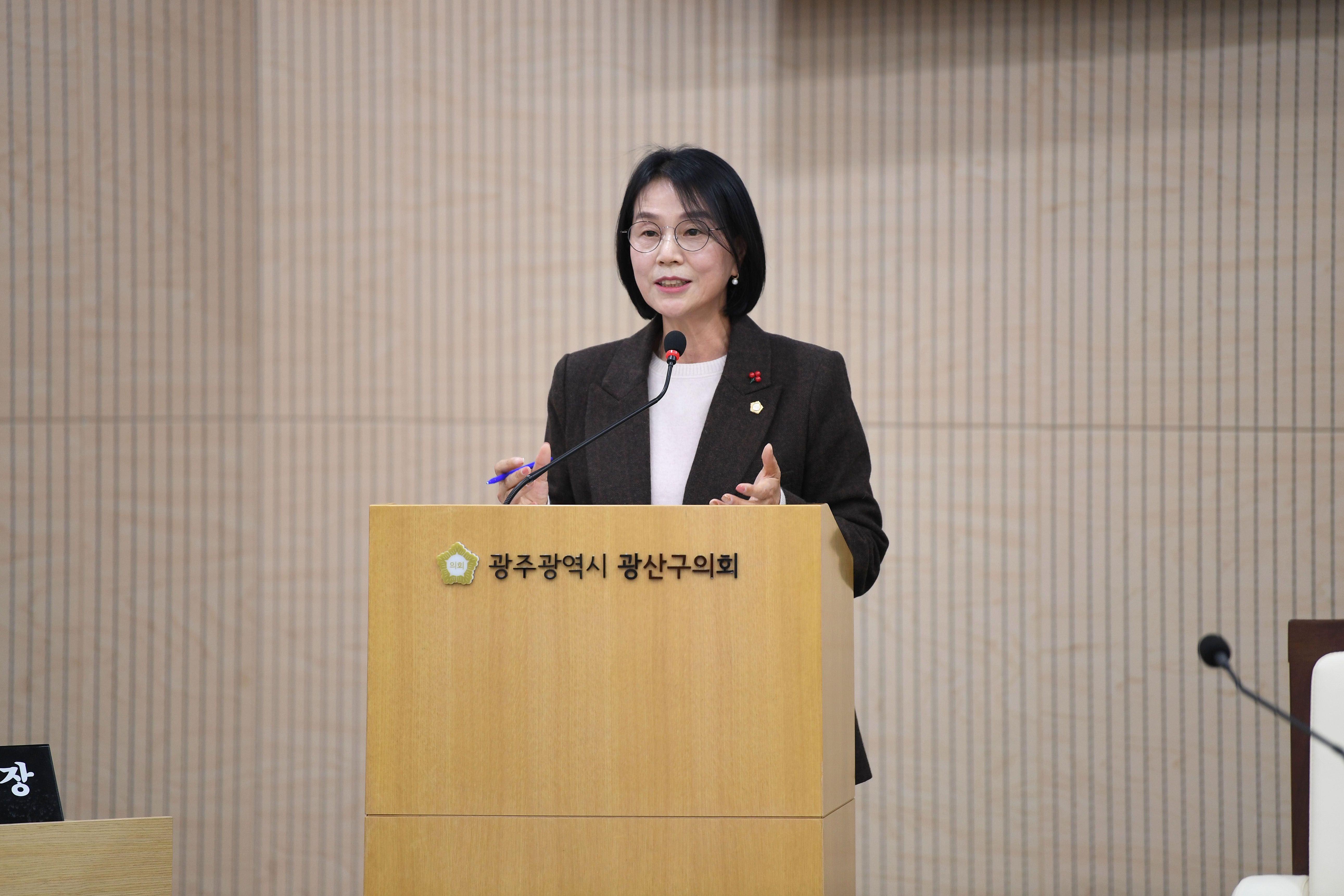 박미옥 광산구의원 “지속가능한 ‘송정역세권 르네상스 사업’ 위한 혁신 필요” 첨부이미지 : 2-3_제293회 정례회 제2차 본회의 구정질문(박미옥 의원).jpg