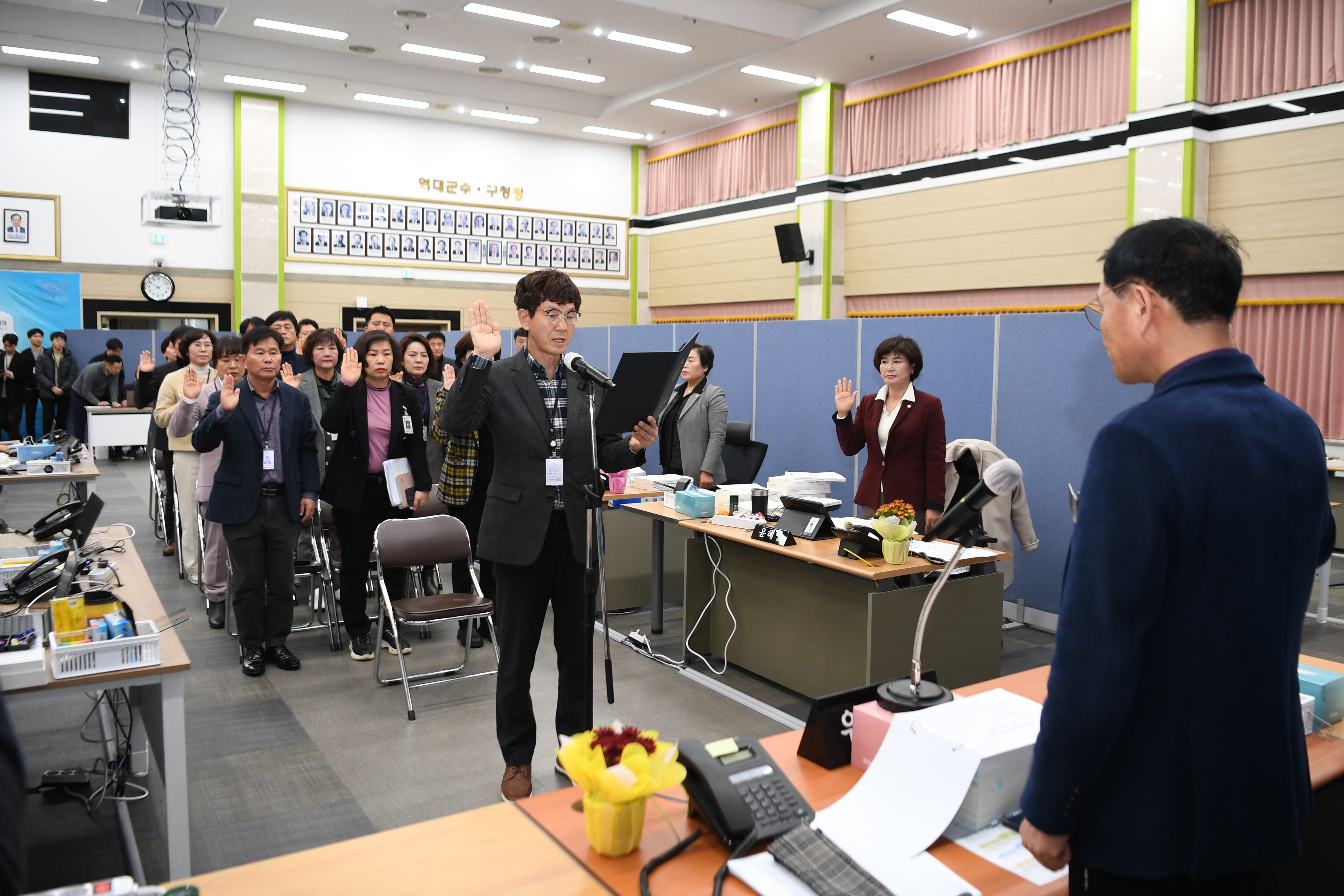 2024년도 행정사무감사 경제복지위원회 1일차 첨부이미지 : 20241128 2024년 행정사무감사 실시선언_경제복지위원회 (3).jpg