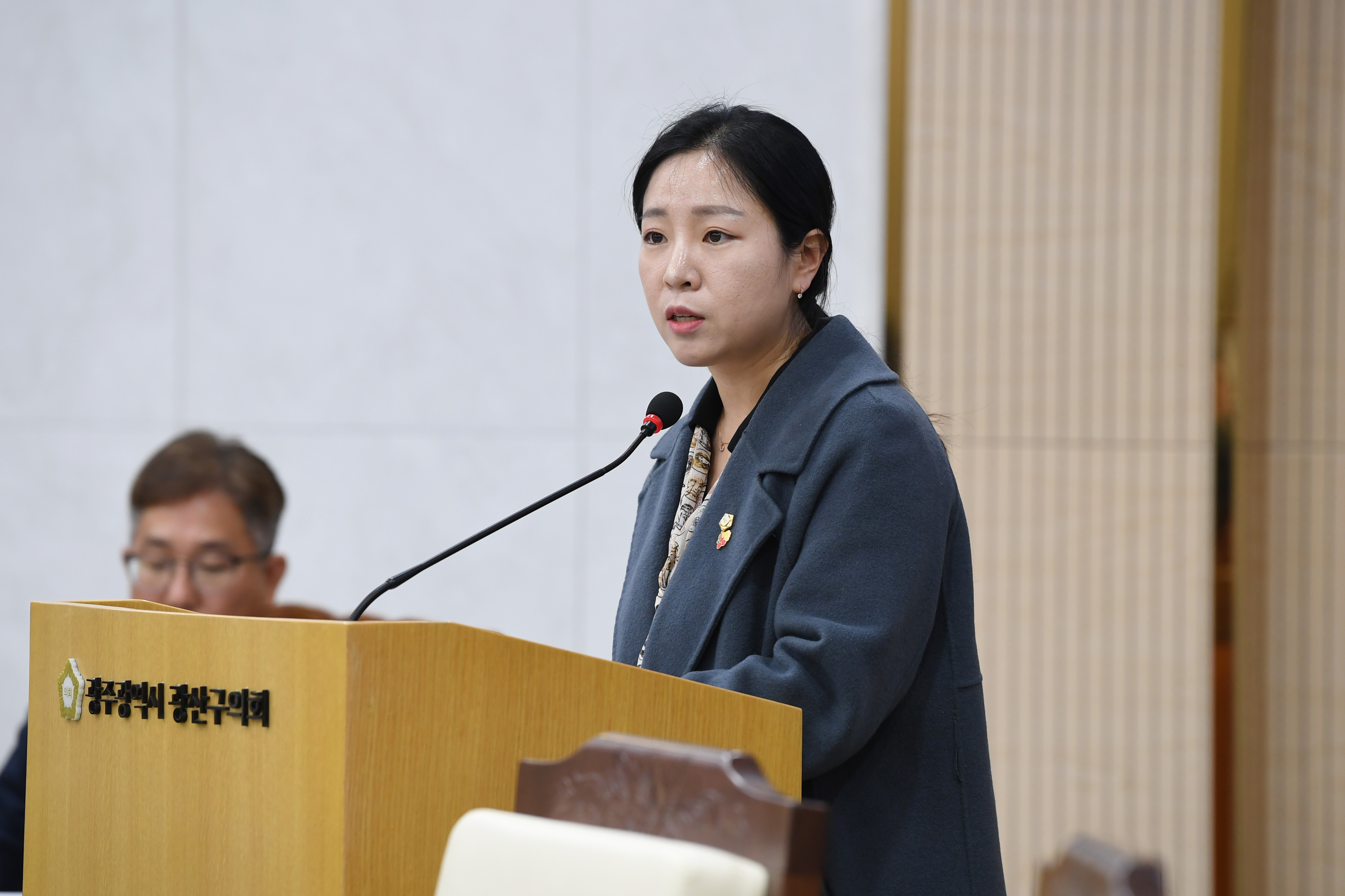 강한솔 광산구의원, ‘종량제봉투 판매소’ 및 ‘수의계약’ 신뢰도 제고 시급 첨부이미지 : 2-2_제301회 광산구의회 정례회 제3차 본회의 구정질문_강한솔 의원.jpg