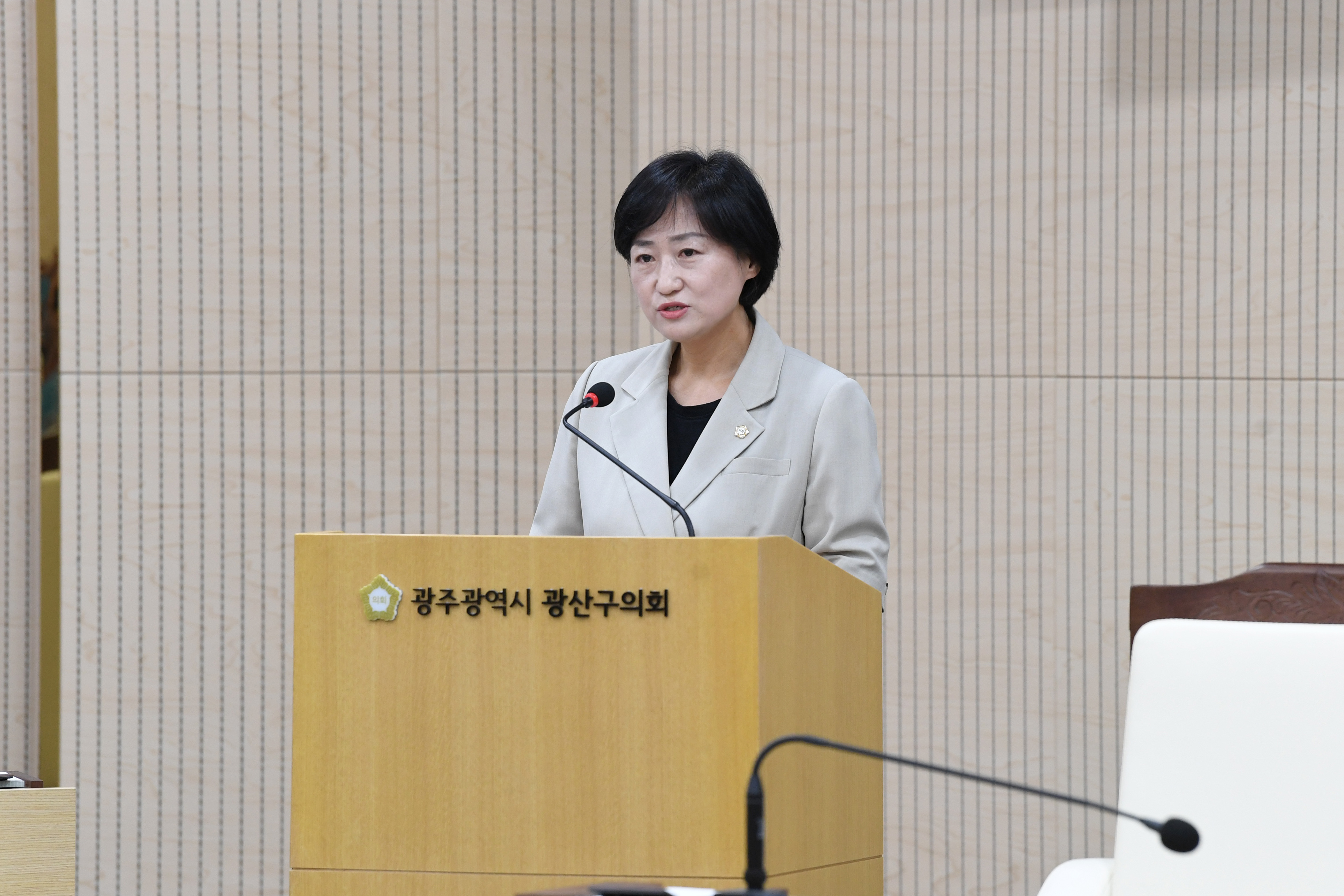 한윤희 광산구의원, 노동의 가치를 예술로…‘노동미술제’ 제안 첨부이미지 : 2-2_제298회 임시회 제2차 본회의 5분자유발언_한윤희 의원.jpg