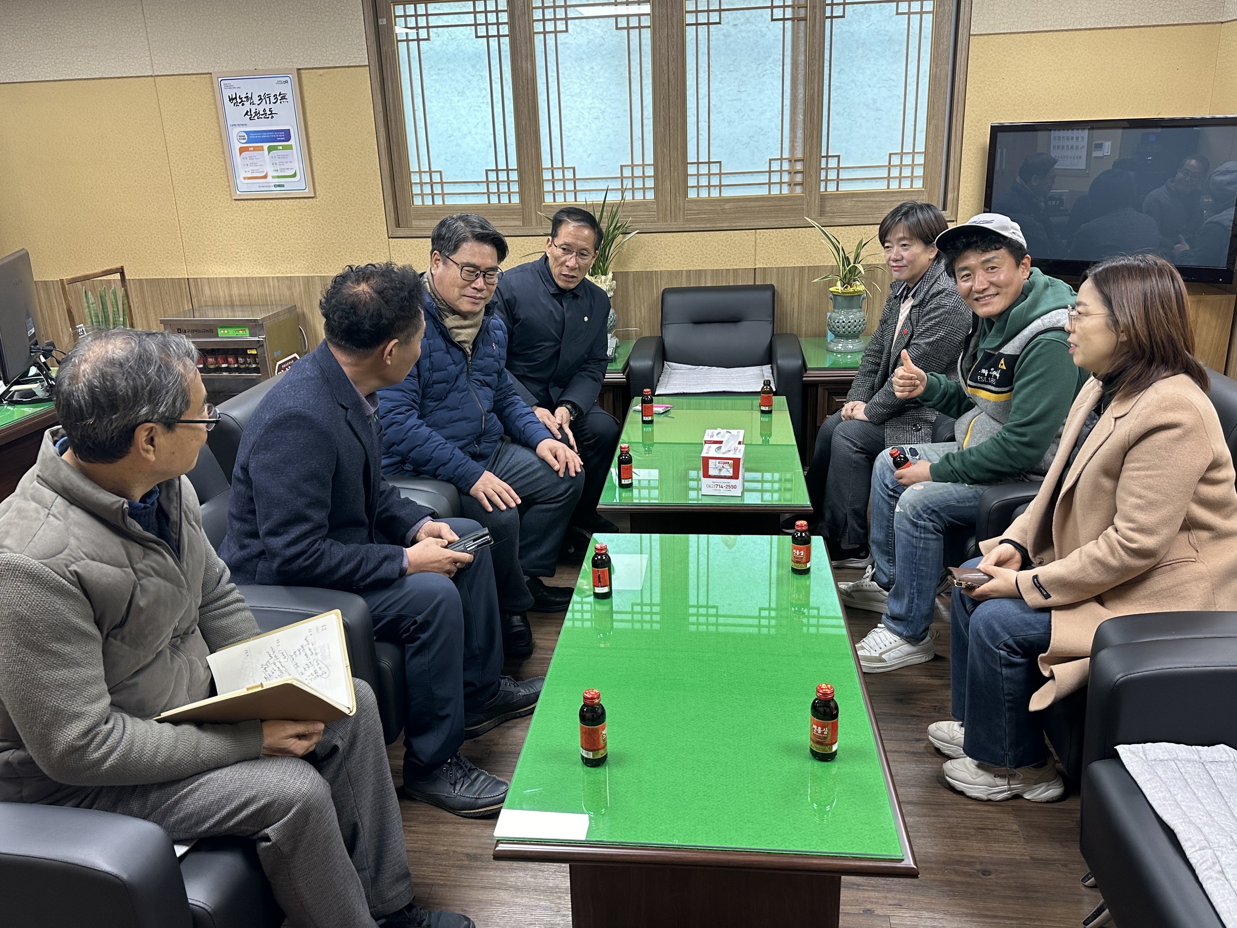 광산구의회 ‘광산형 푸드플랜 연구모임’, 지속가능한 지역먹거리 선순환을 위한 현장탐구 첨부이미지 : 2-3_20231228_광산구의회 ‘광산형 푸드플랜 연구모임’, 지속가능한 지역먹거리 선순환을 위한 현장탐구.jpg