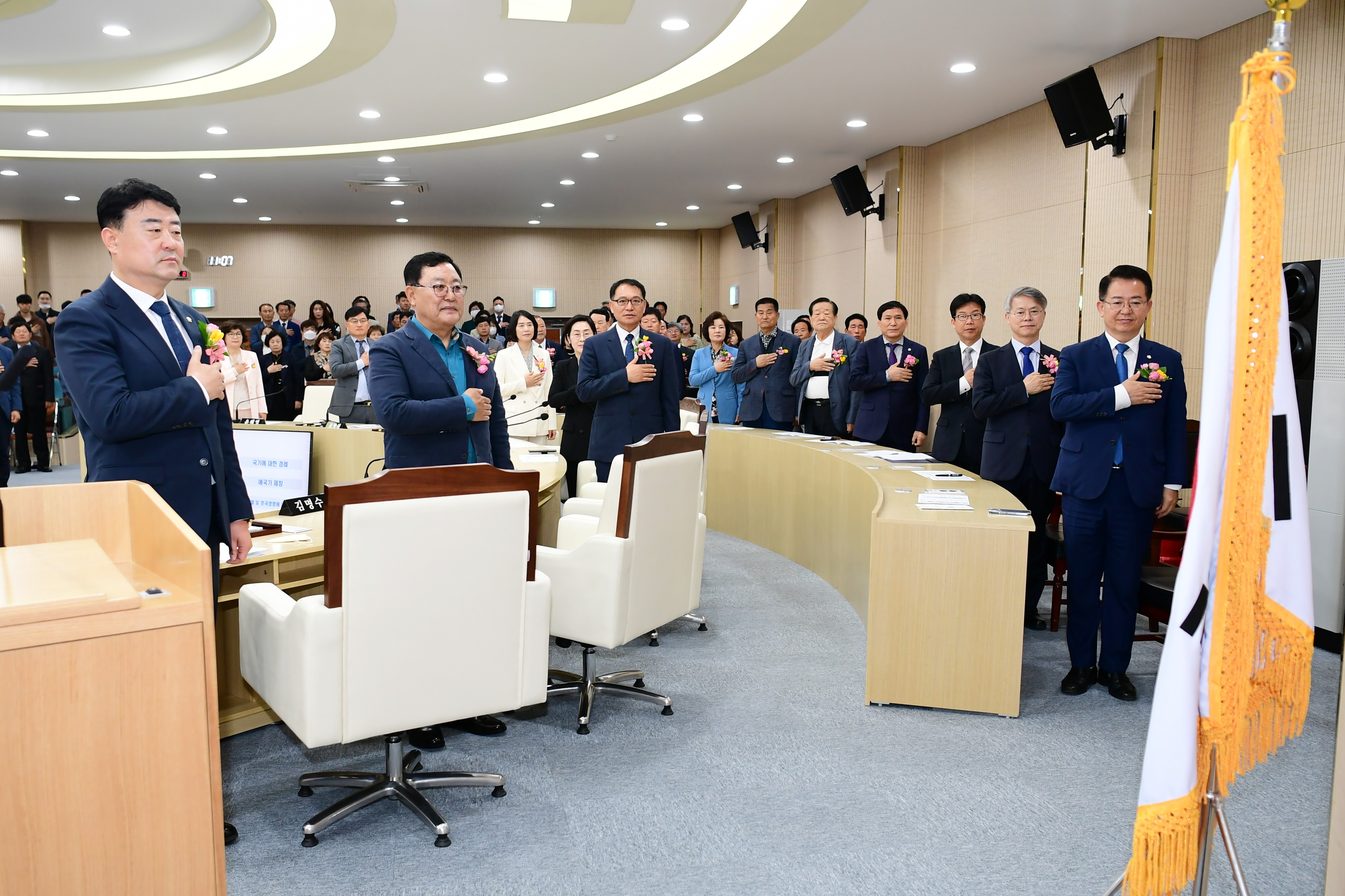 광산구의회 ‘개원 32주년’ 기념행사 개최 첨부이미지 : 2-2_20230419_광산구의회 ‘개원 32주년’ 기념행사 개최.JPG